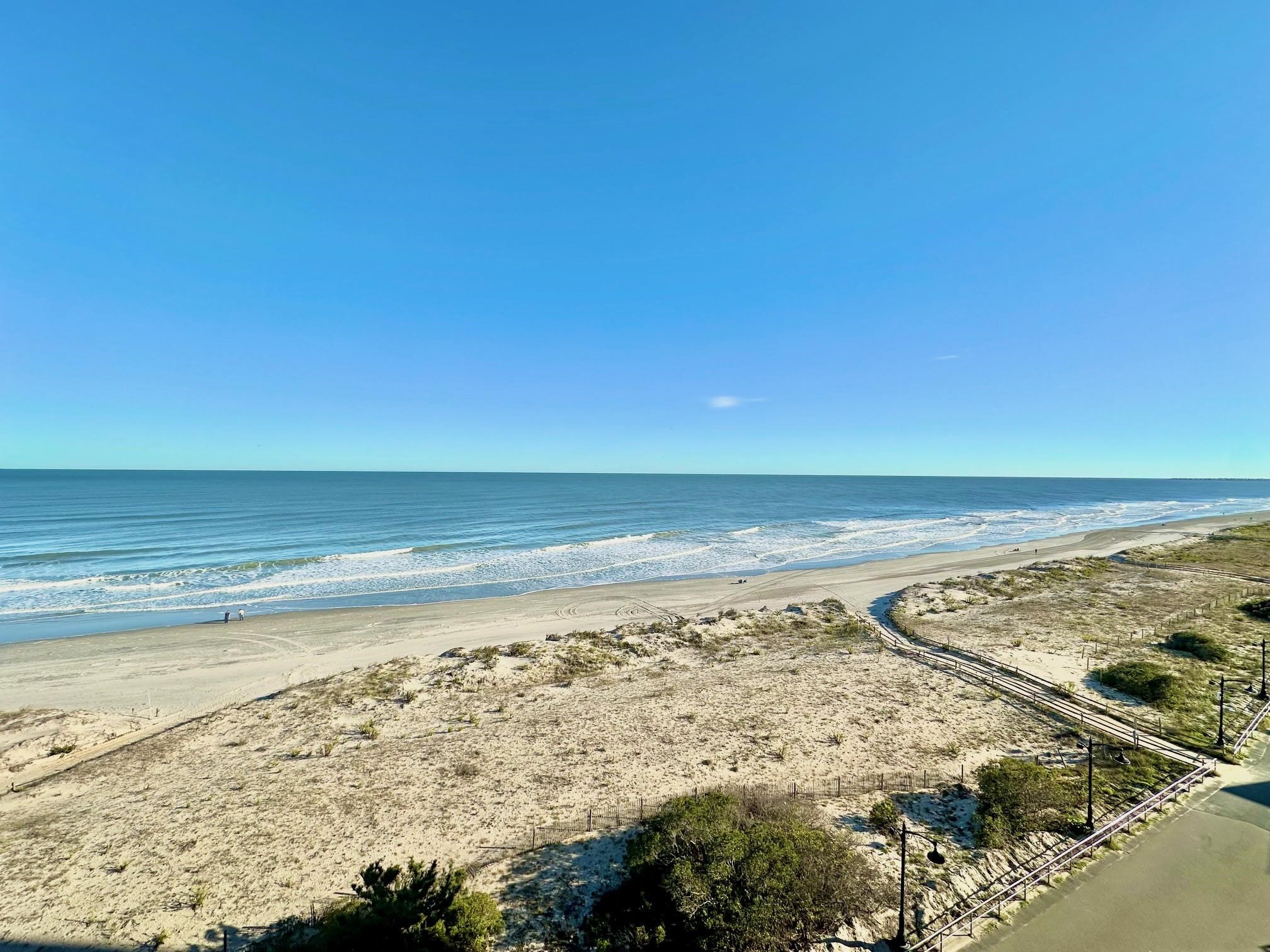 3700 Boardwalk - Picture 5