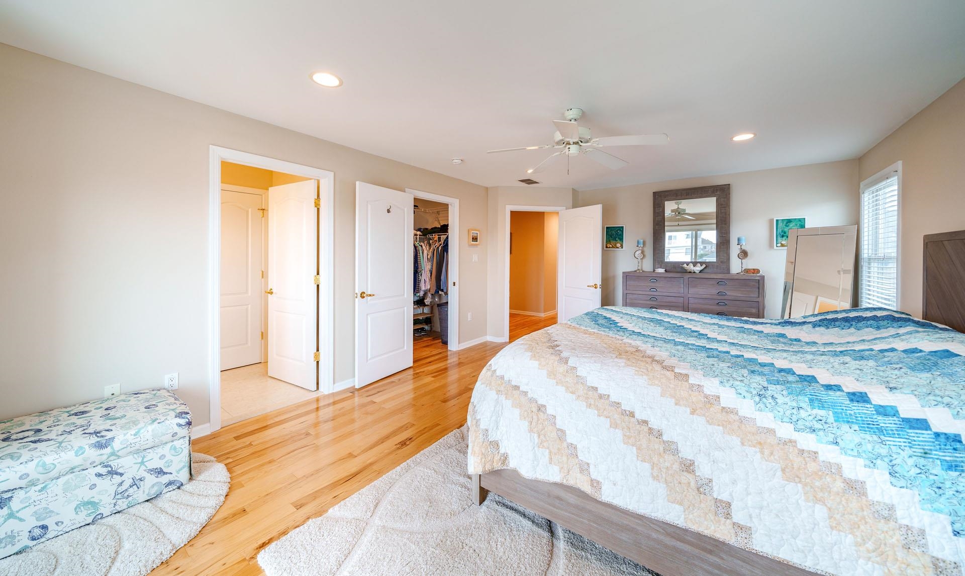 125 W Cardinal Avenue