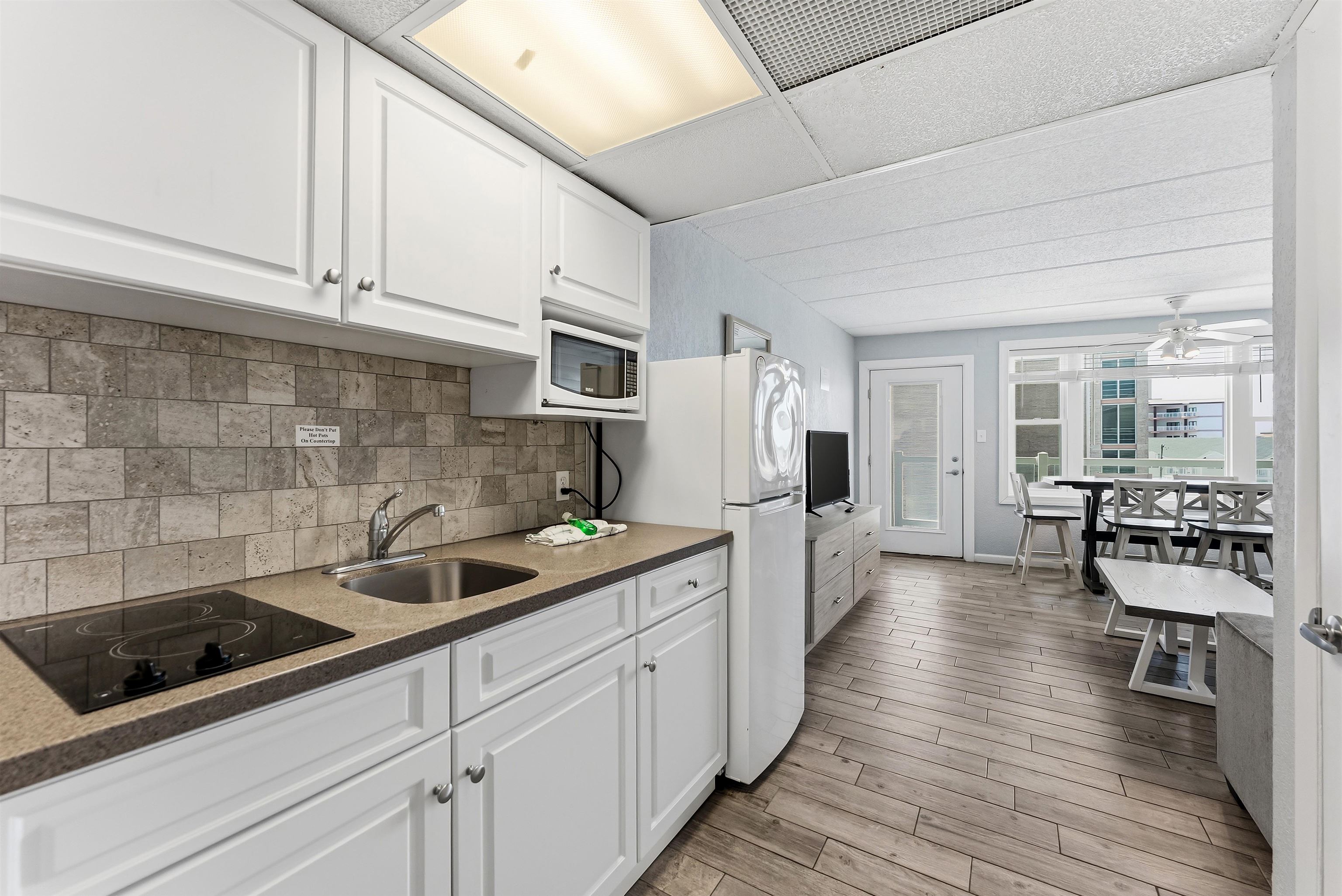 9103 Atlantic Avenue - Picture 9