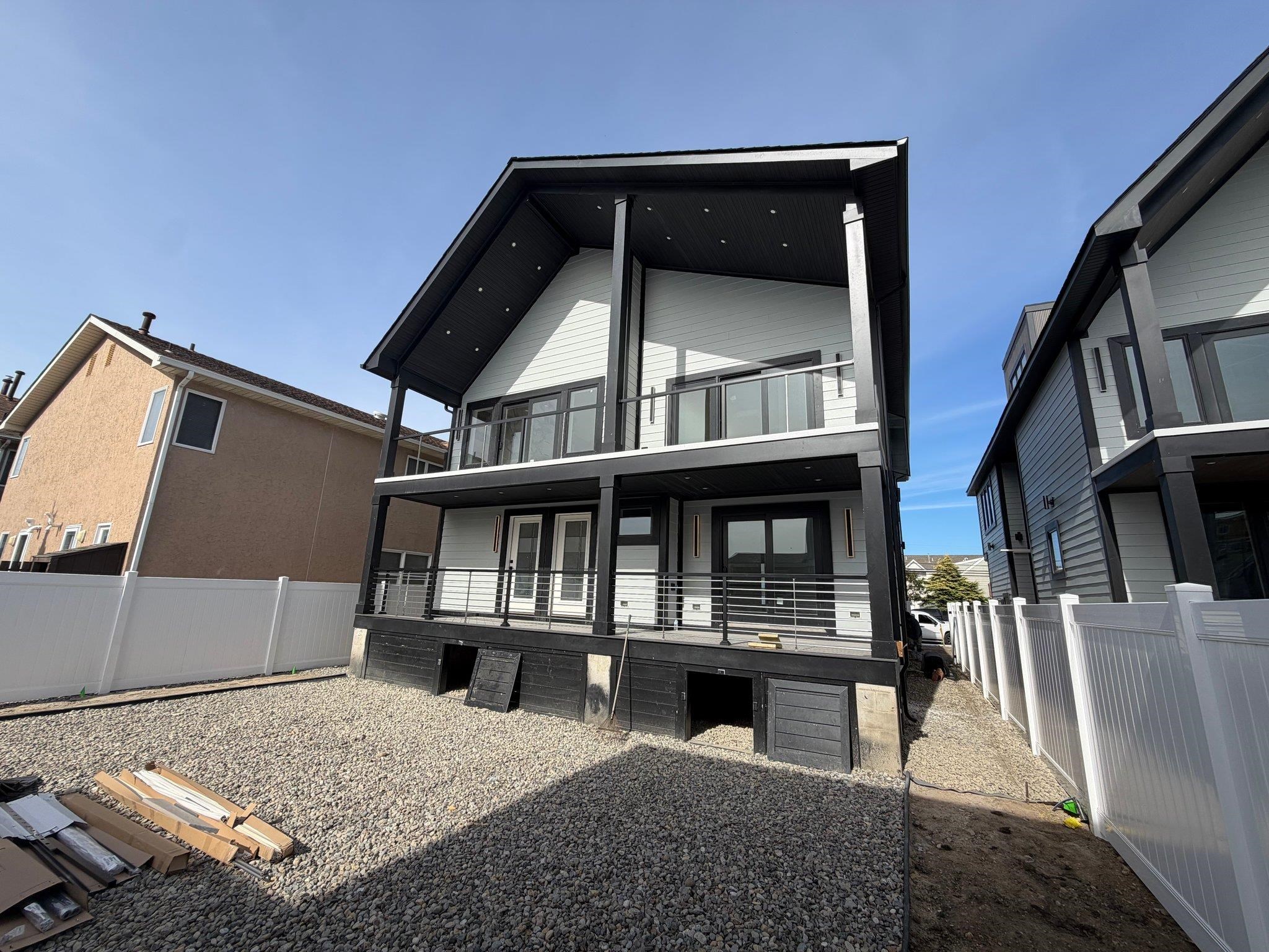 7803 Seaview Avenue - Picture 32