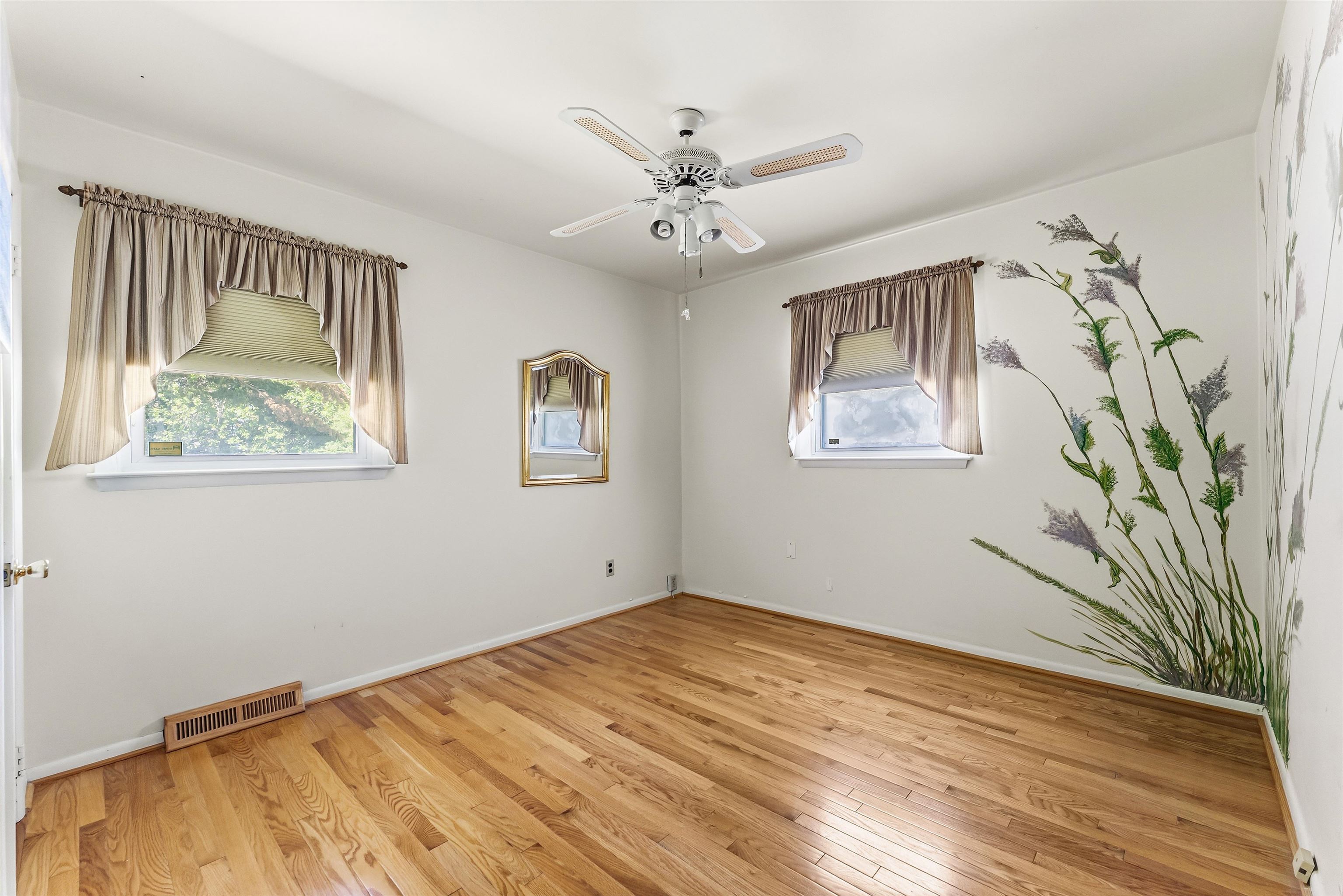 261300 | Photo 20