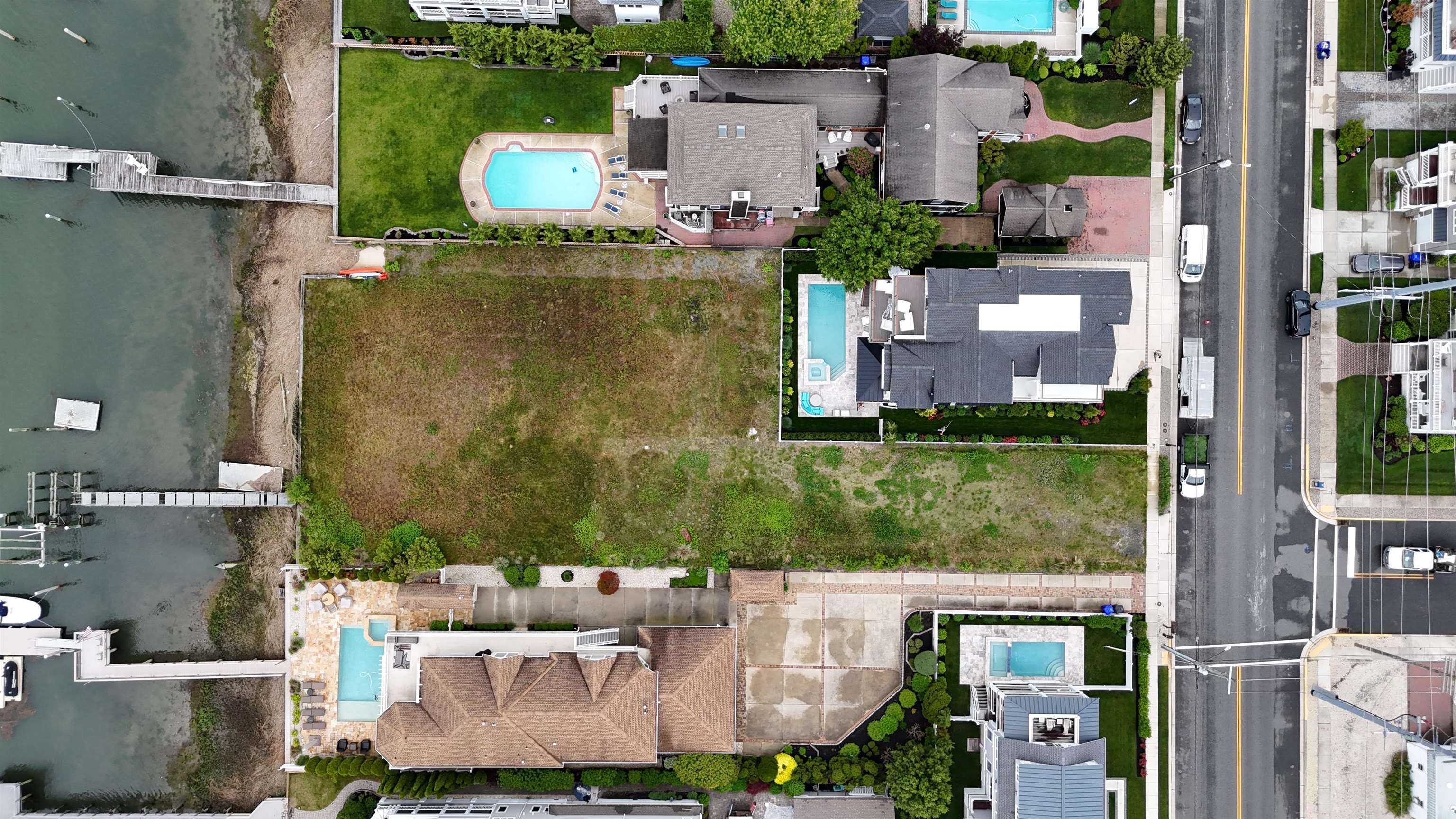 6088 Ocean Drive