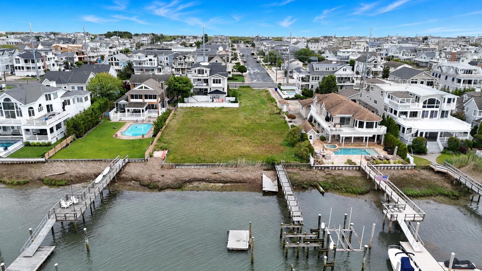 6088 Ocean Drive