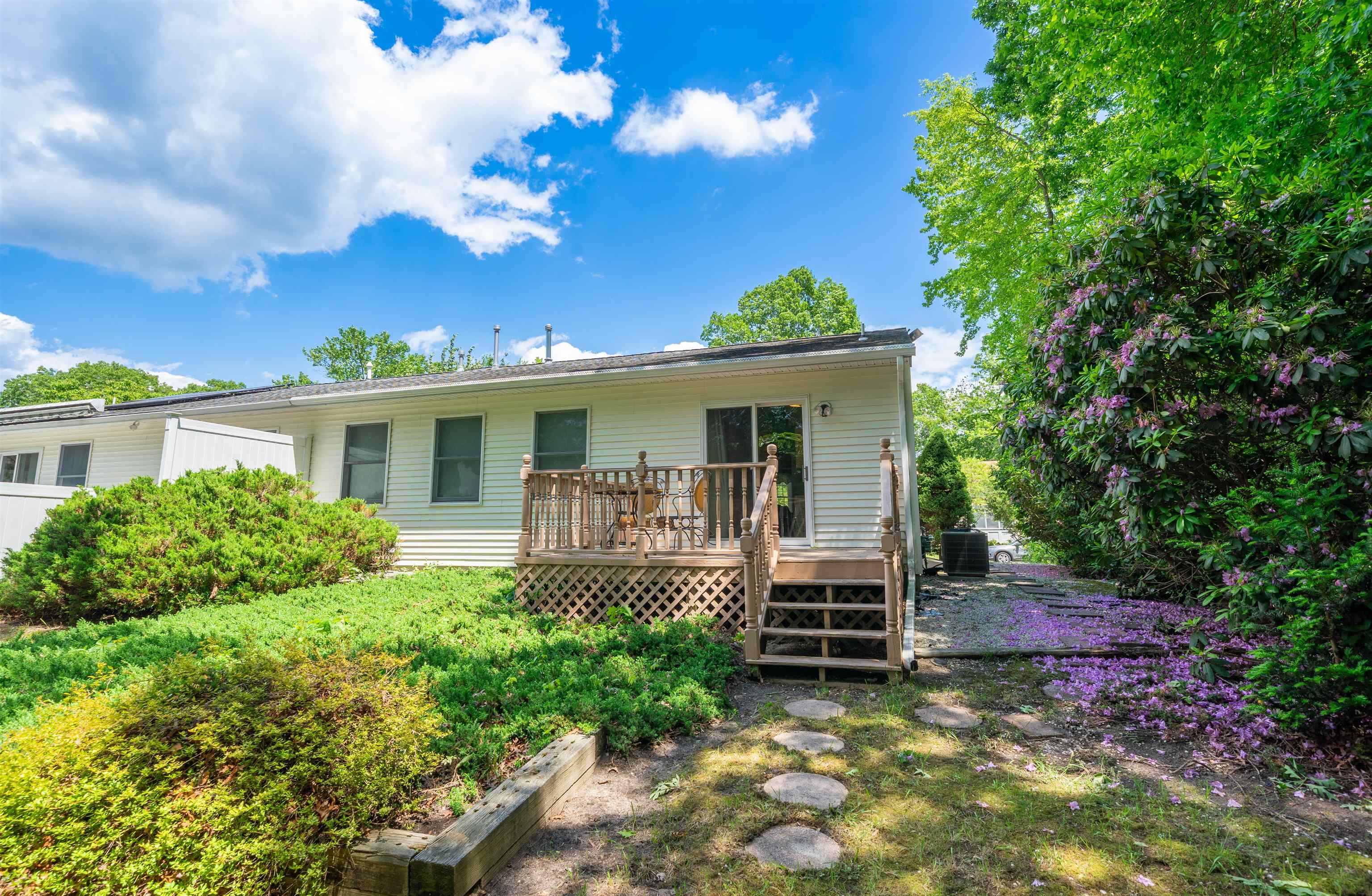 23 Heron Way