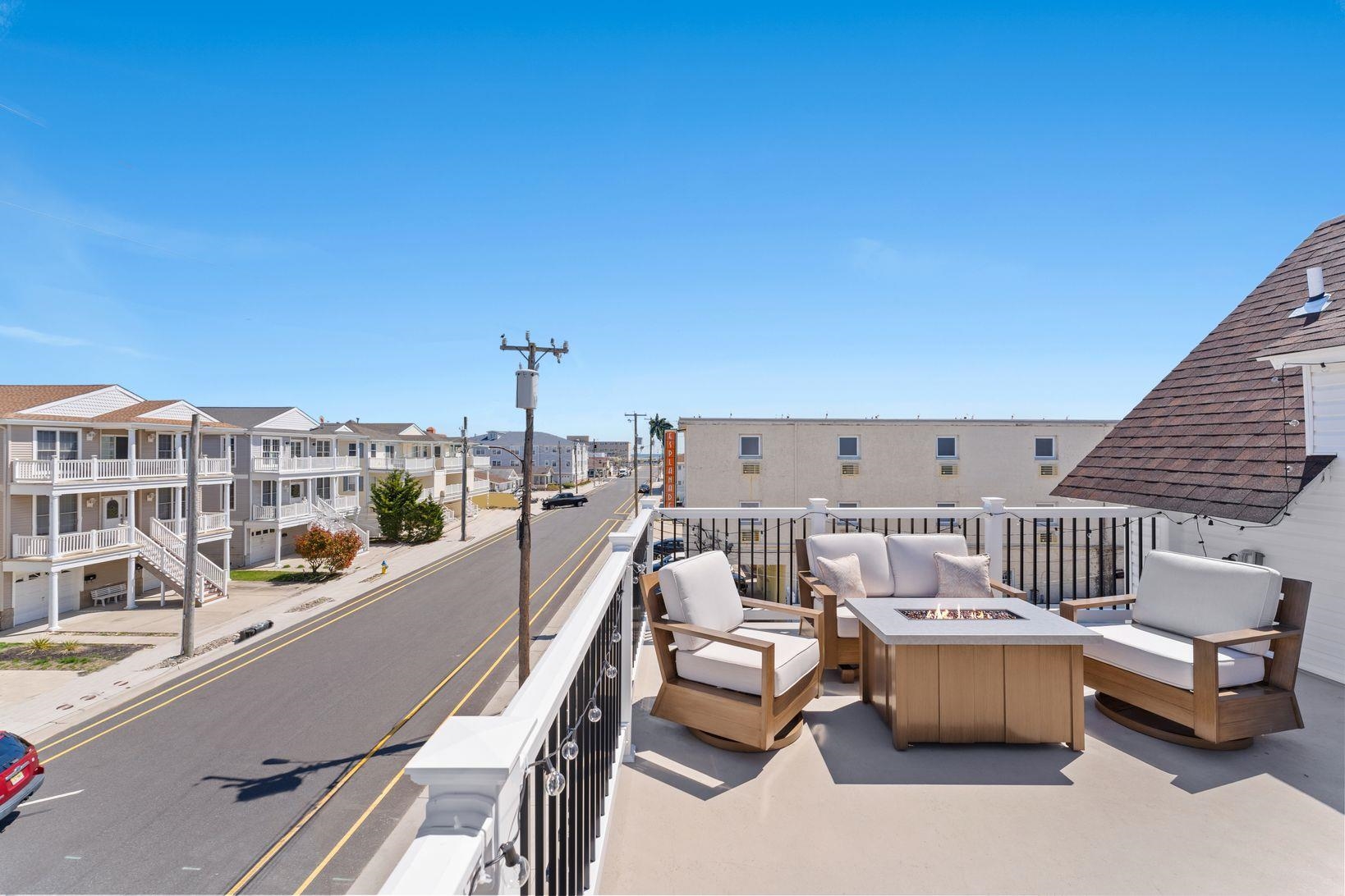 218 E Taylor Avenue