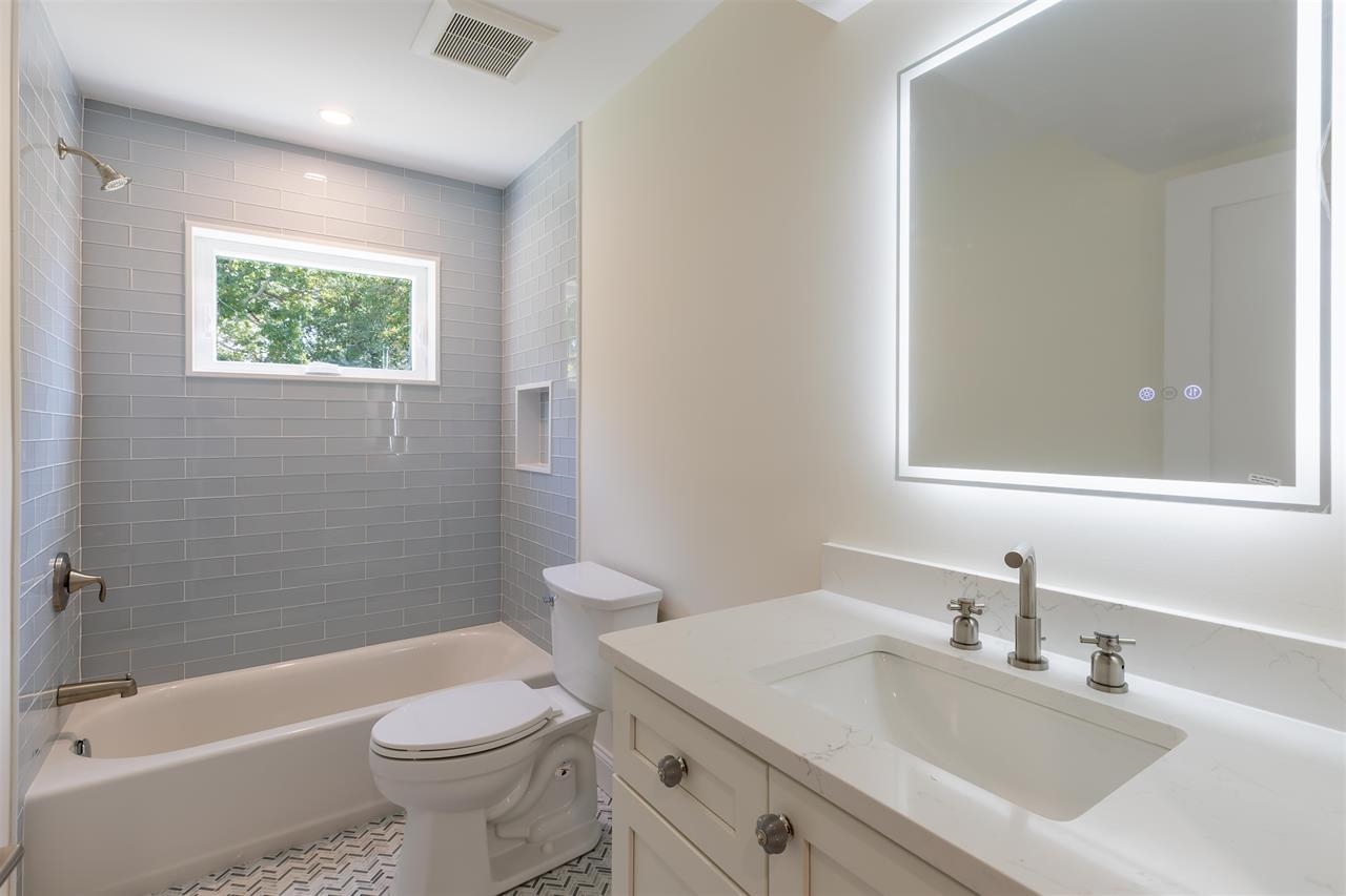1300 Millman Boulevard - Picture 26