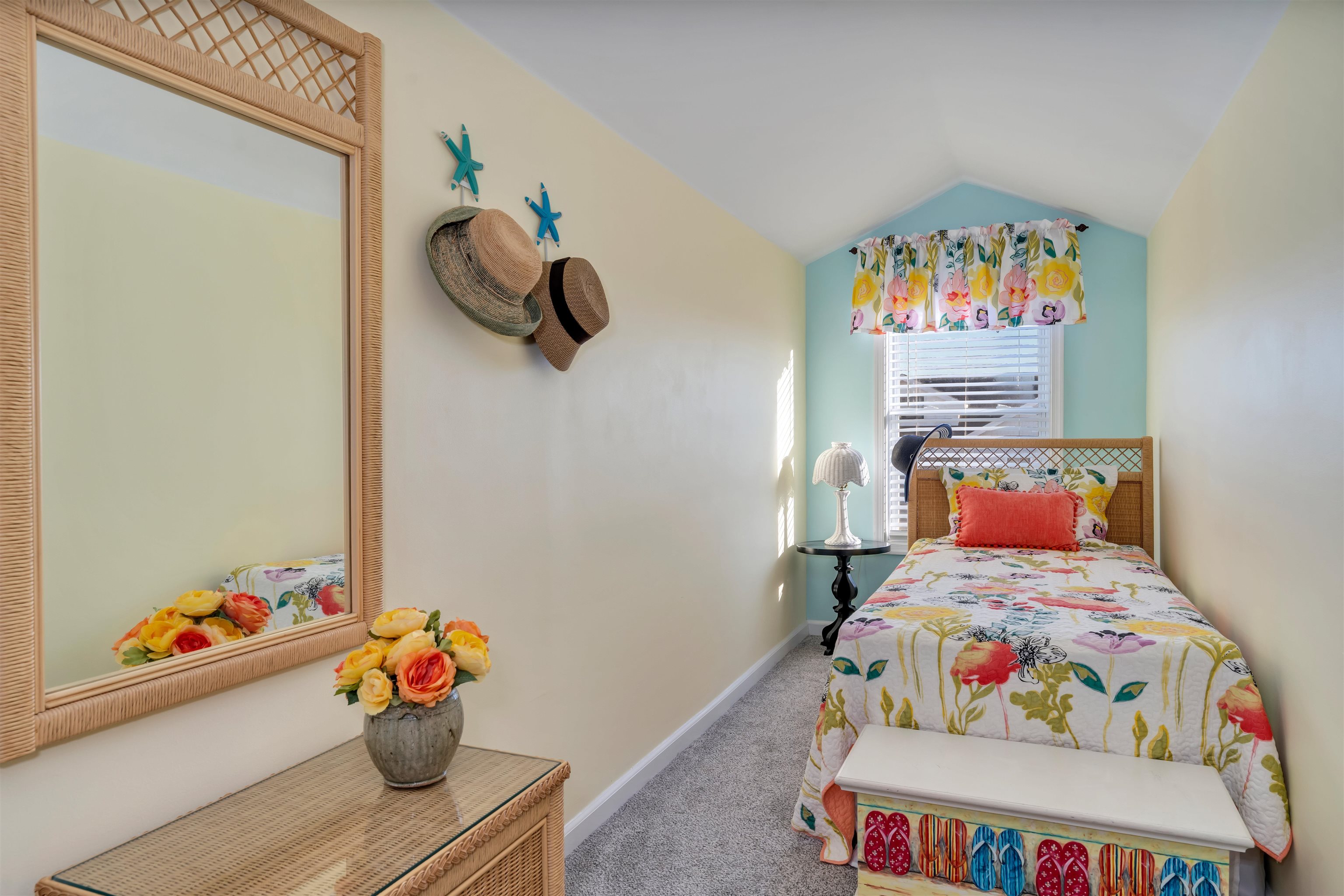 8006 Seaview Avenue - Picture 20