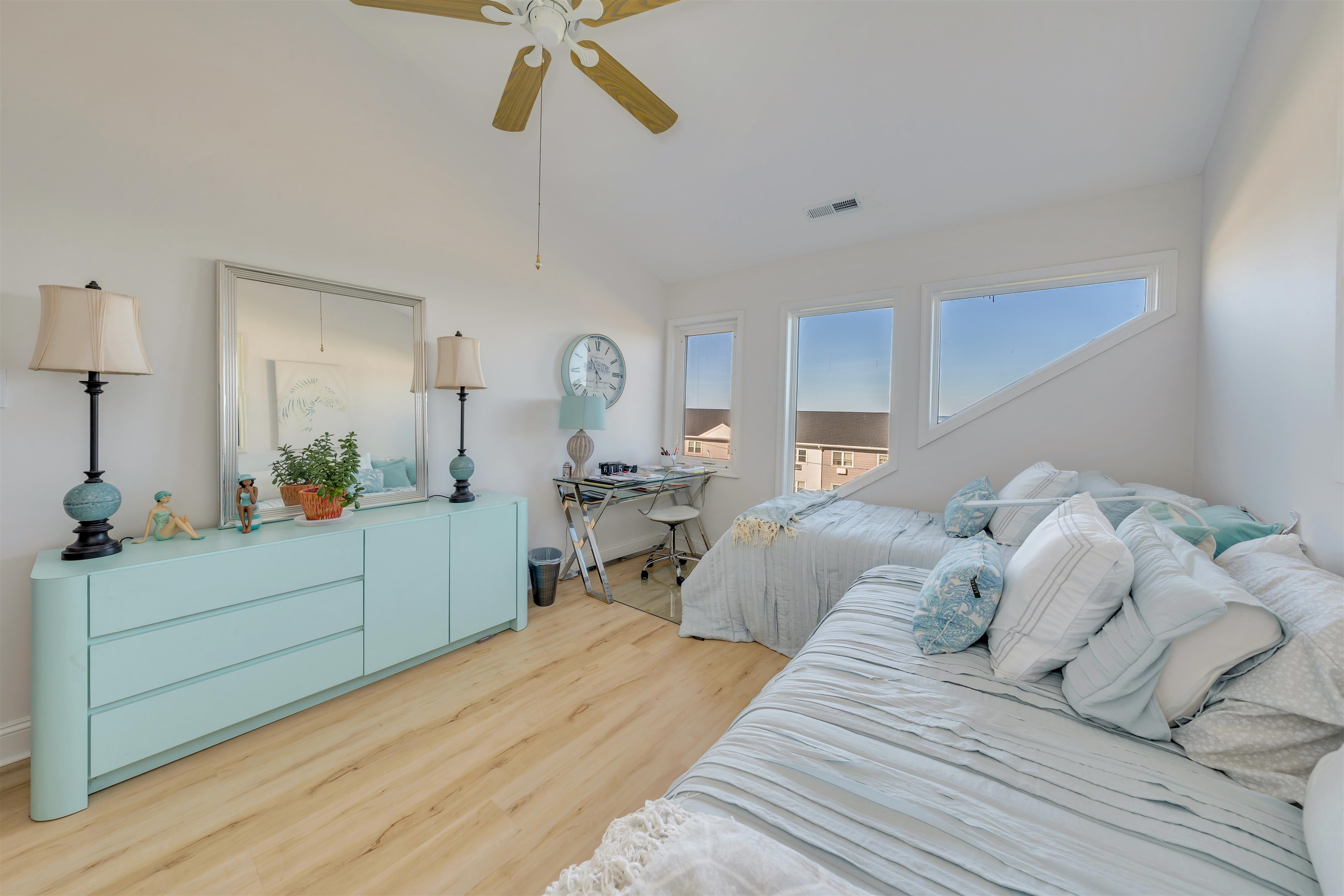 500 Anglesea Drive - Picture 31