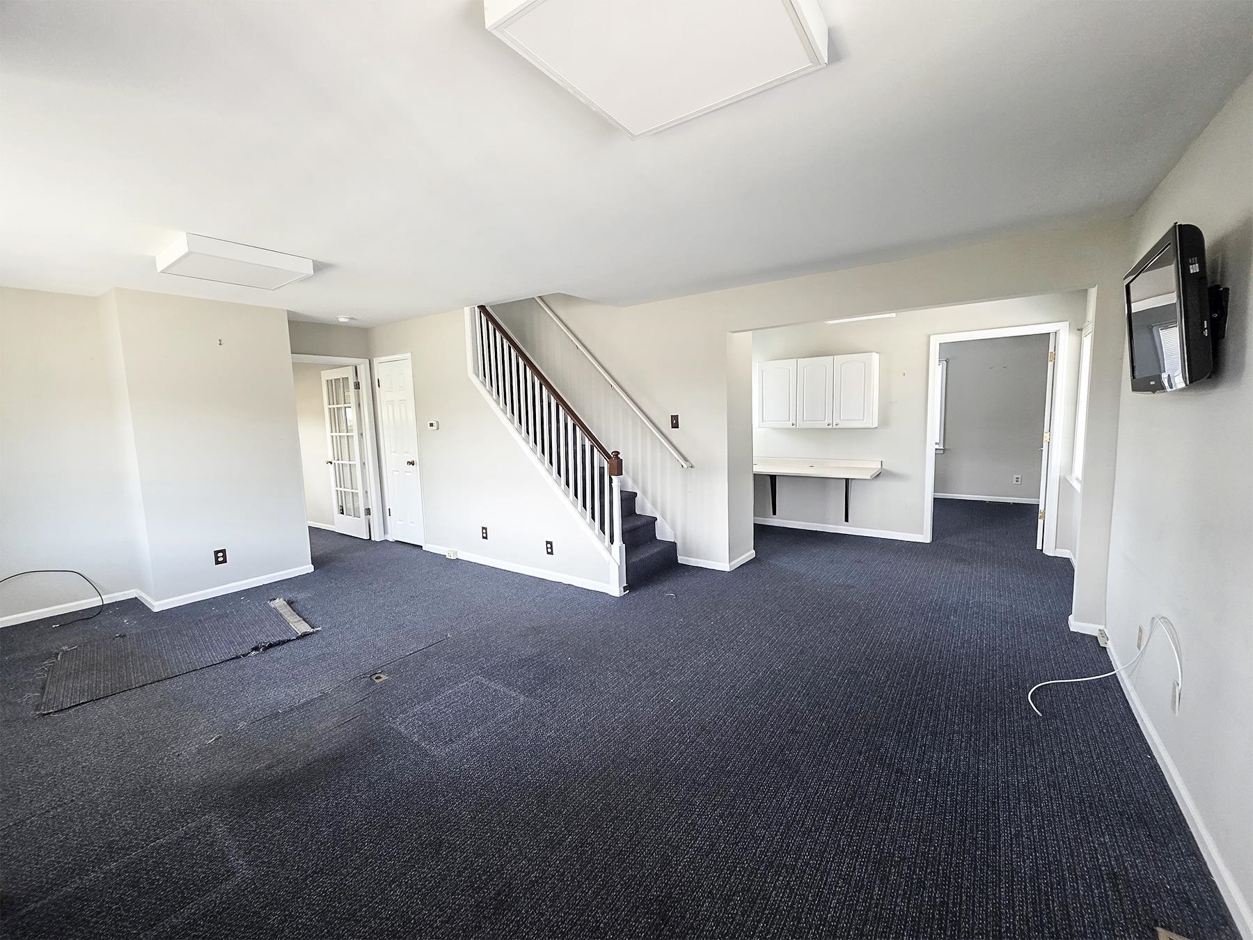 510 S SHORE Road - Picture 3