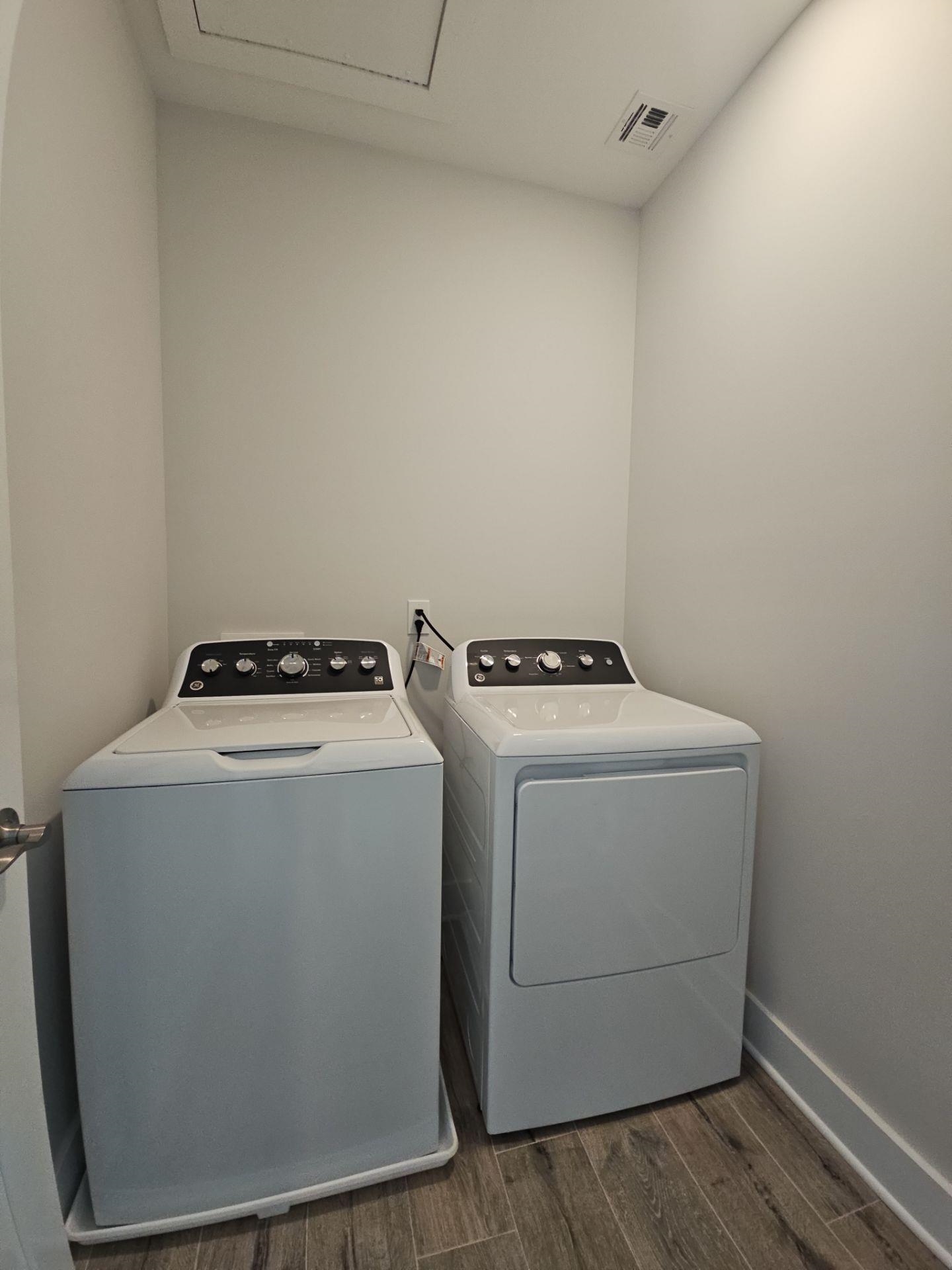 261604 | Photo 19