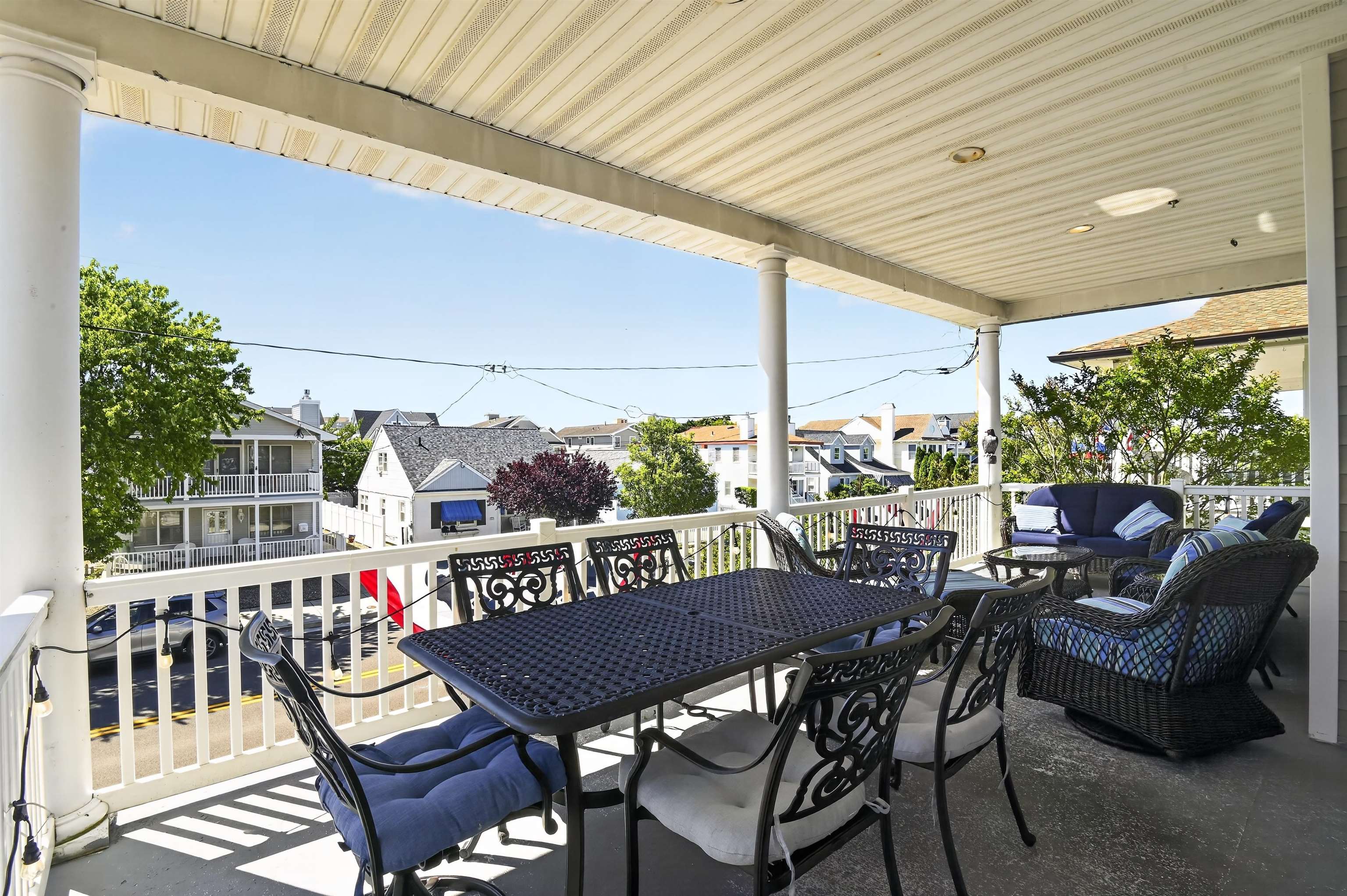 212 Central Avenue - Picture 3
