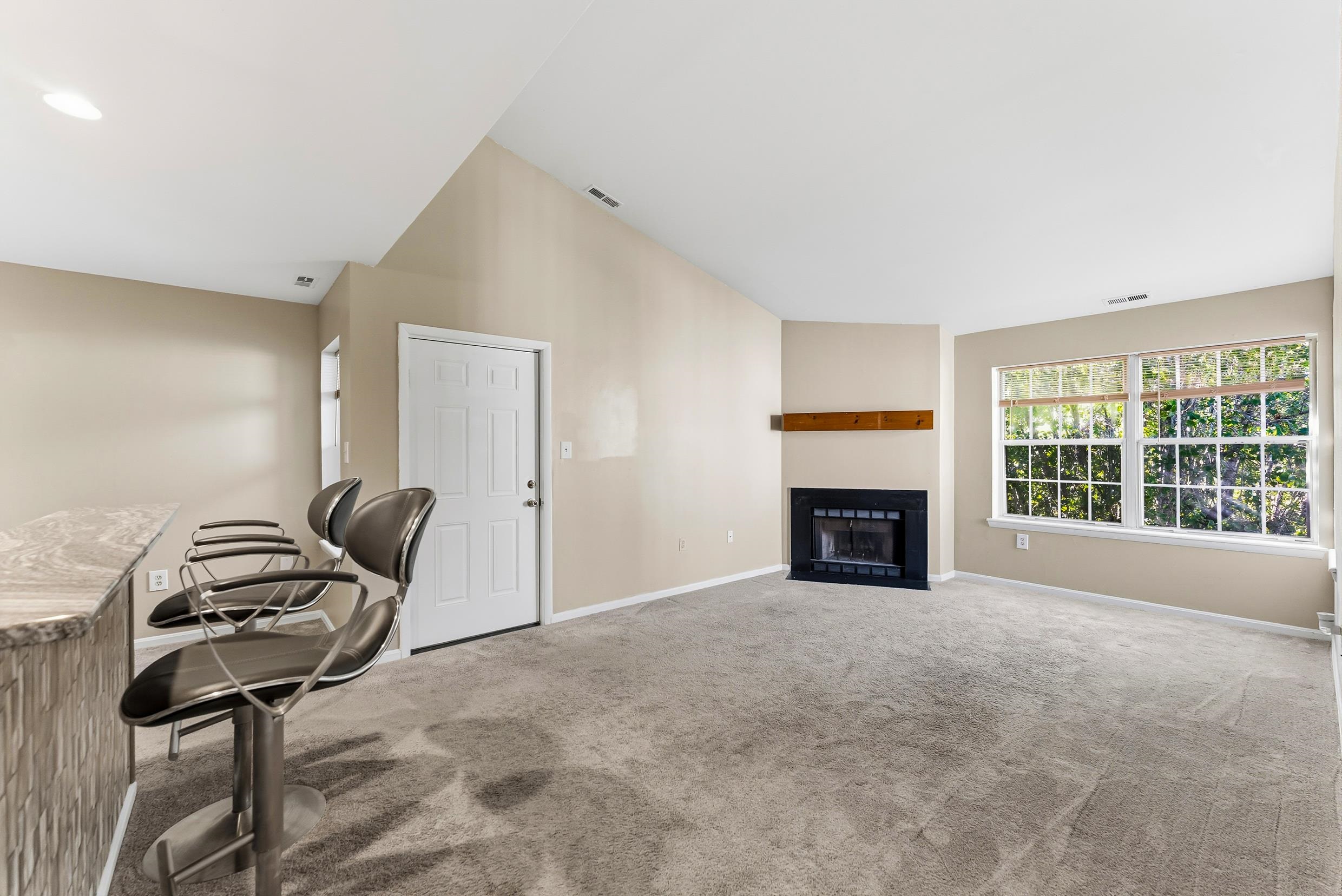 72 Meadow Ridge