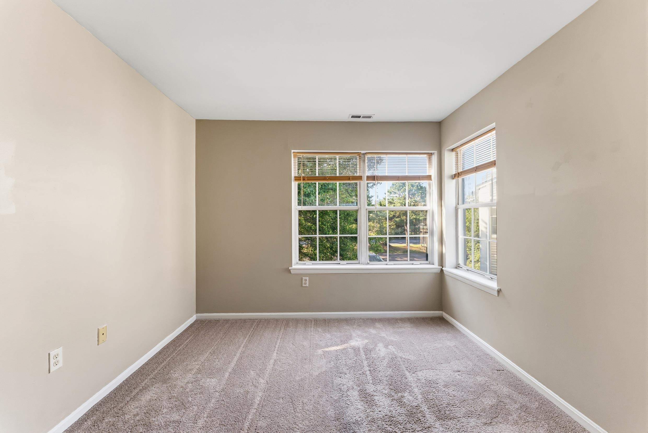 72 Meadow Ridge