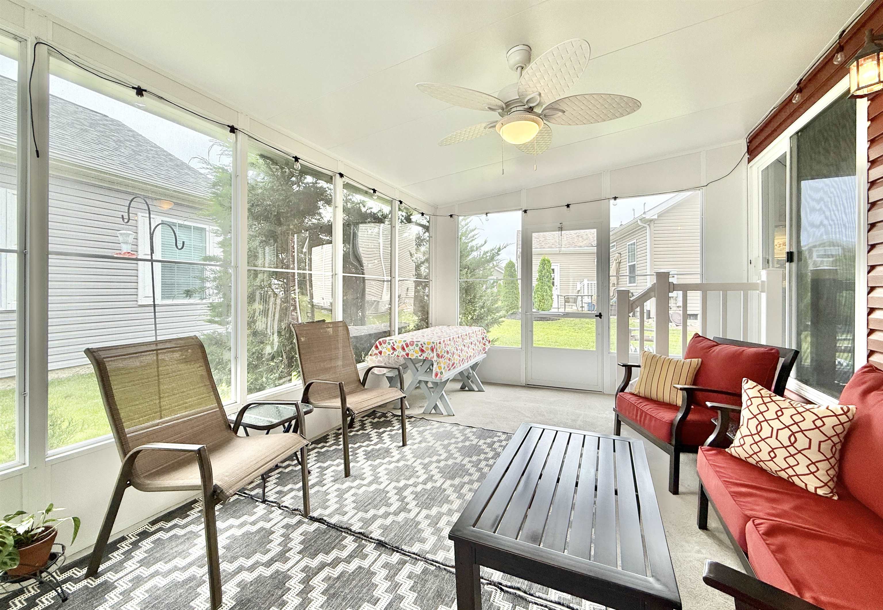 261701 | Photo 35
