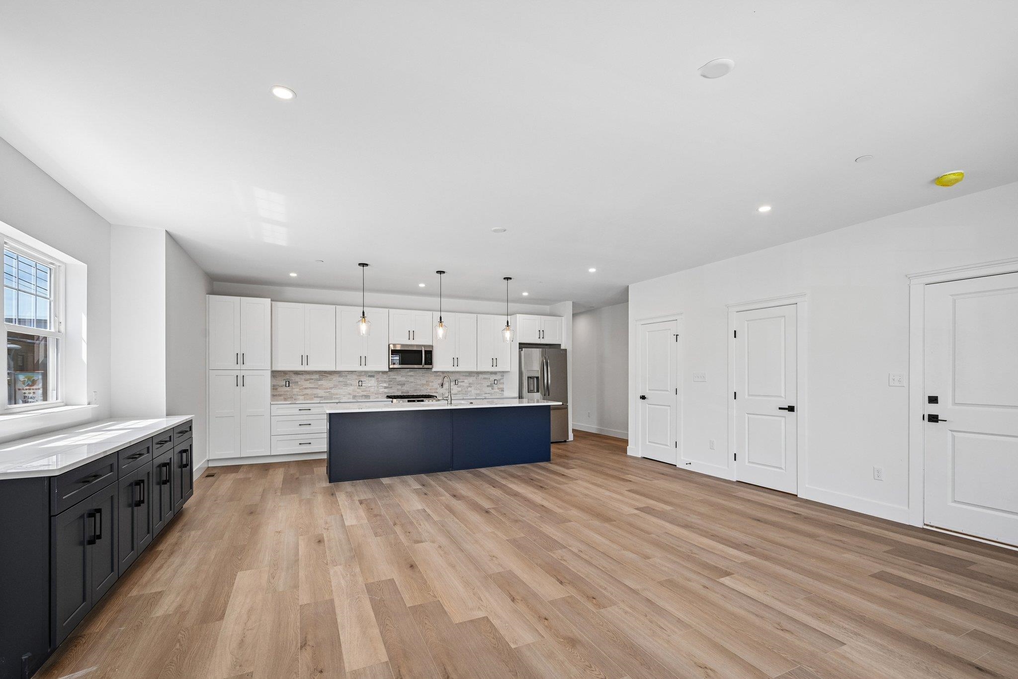 162 E Garfield Avenue - Picture 9