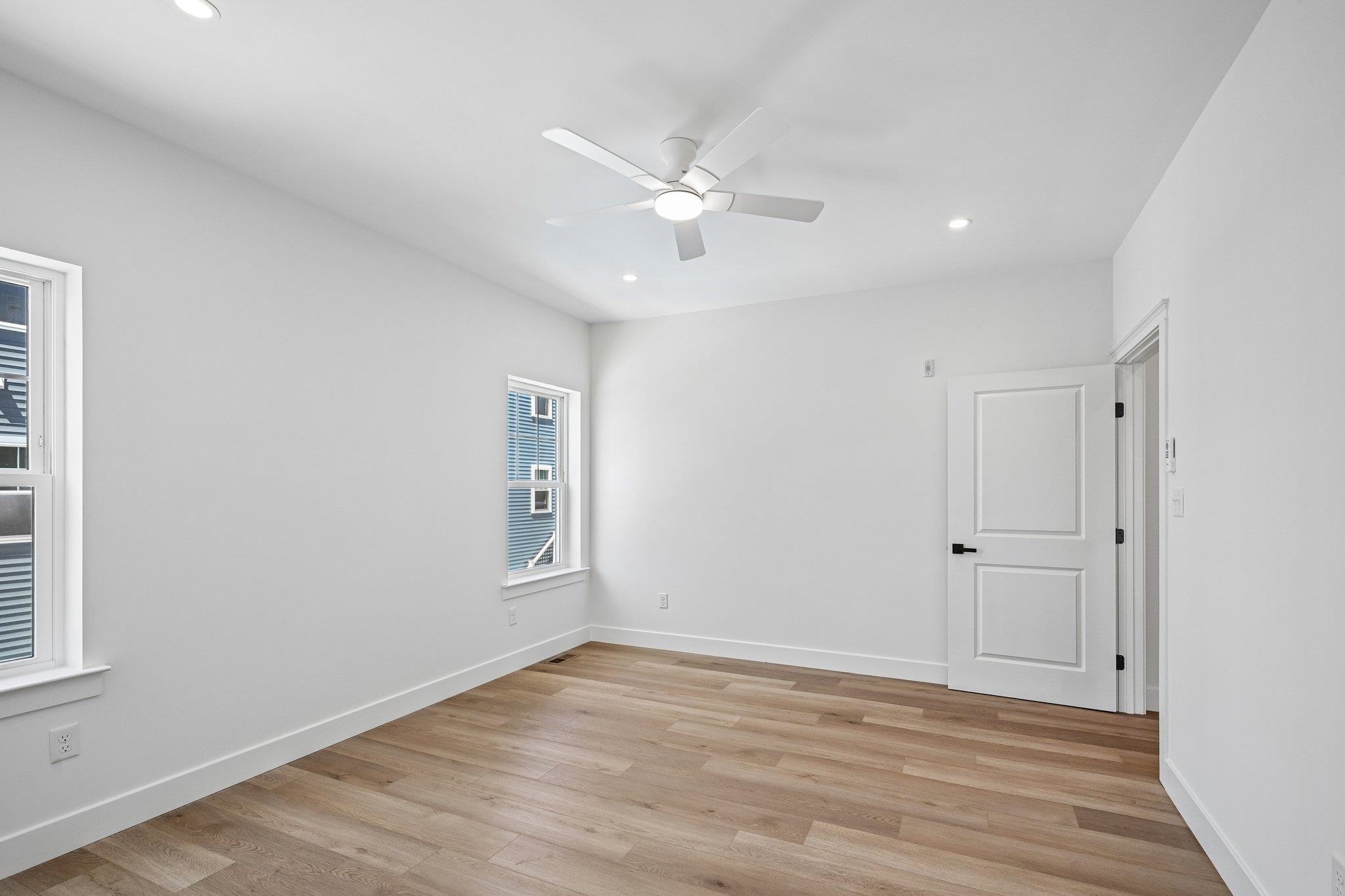 162 E Garfield Avenue - Picture 20