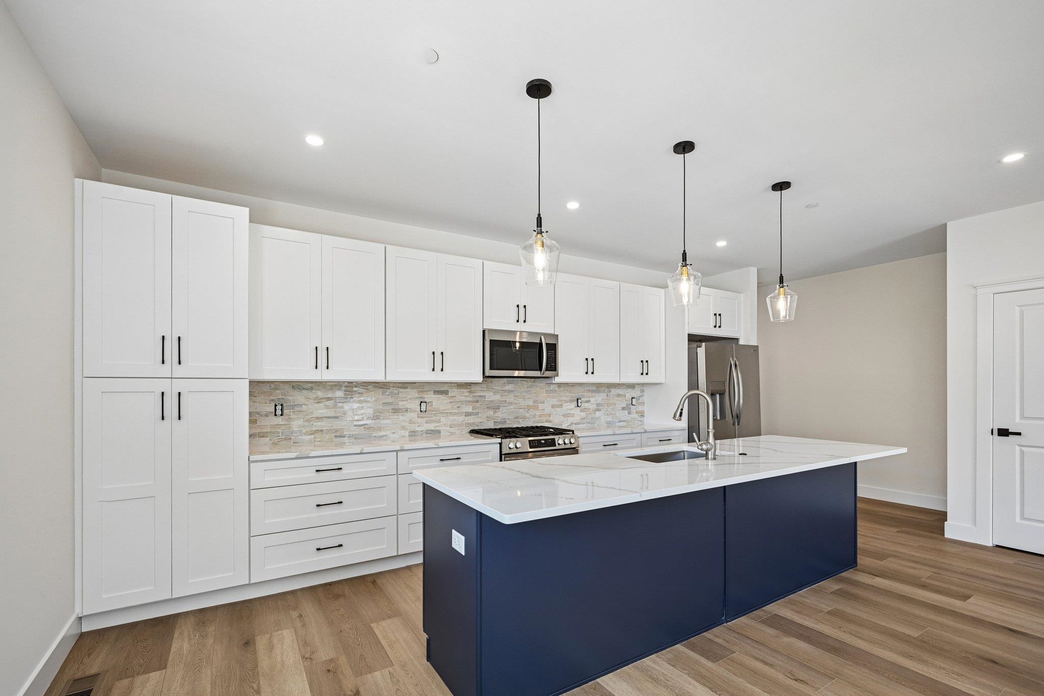 162 E Garfield Avenue - Picture 4