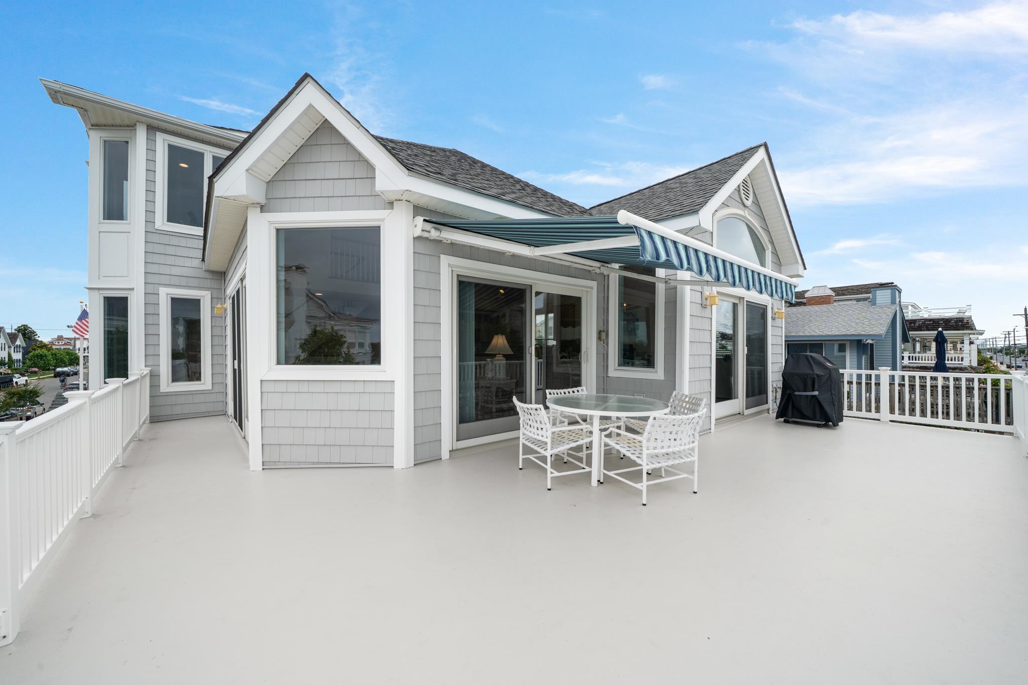 105 40th Street - Picture 24