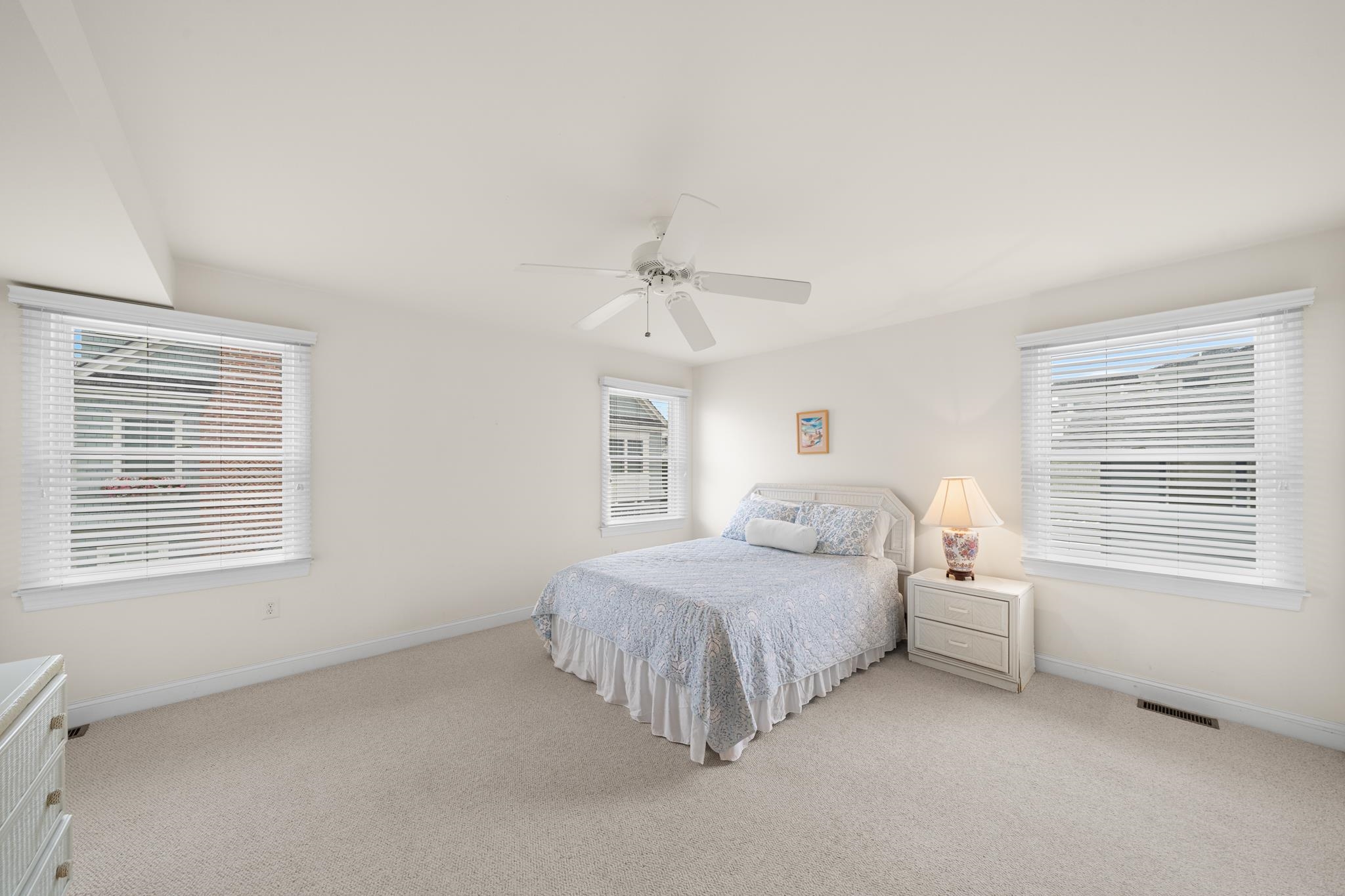 105 40th Street - Picture 41