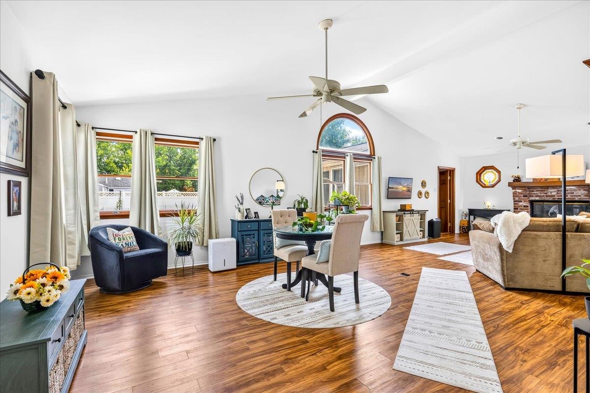 261744 | Photo 13