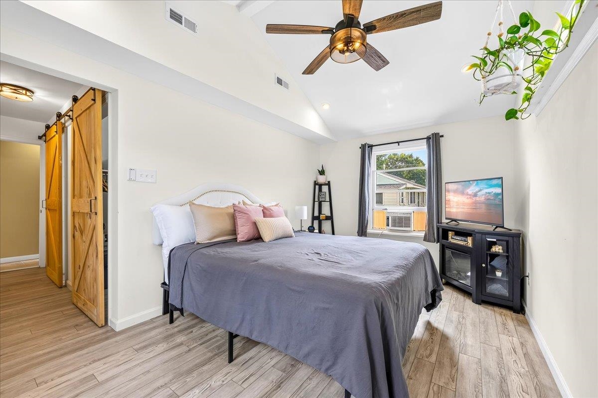 261744 | Photo 29