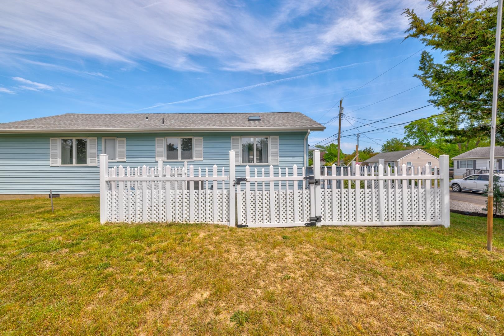261750 | Photo 23