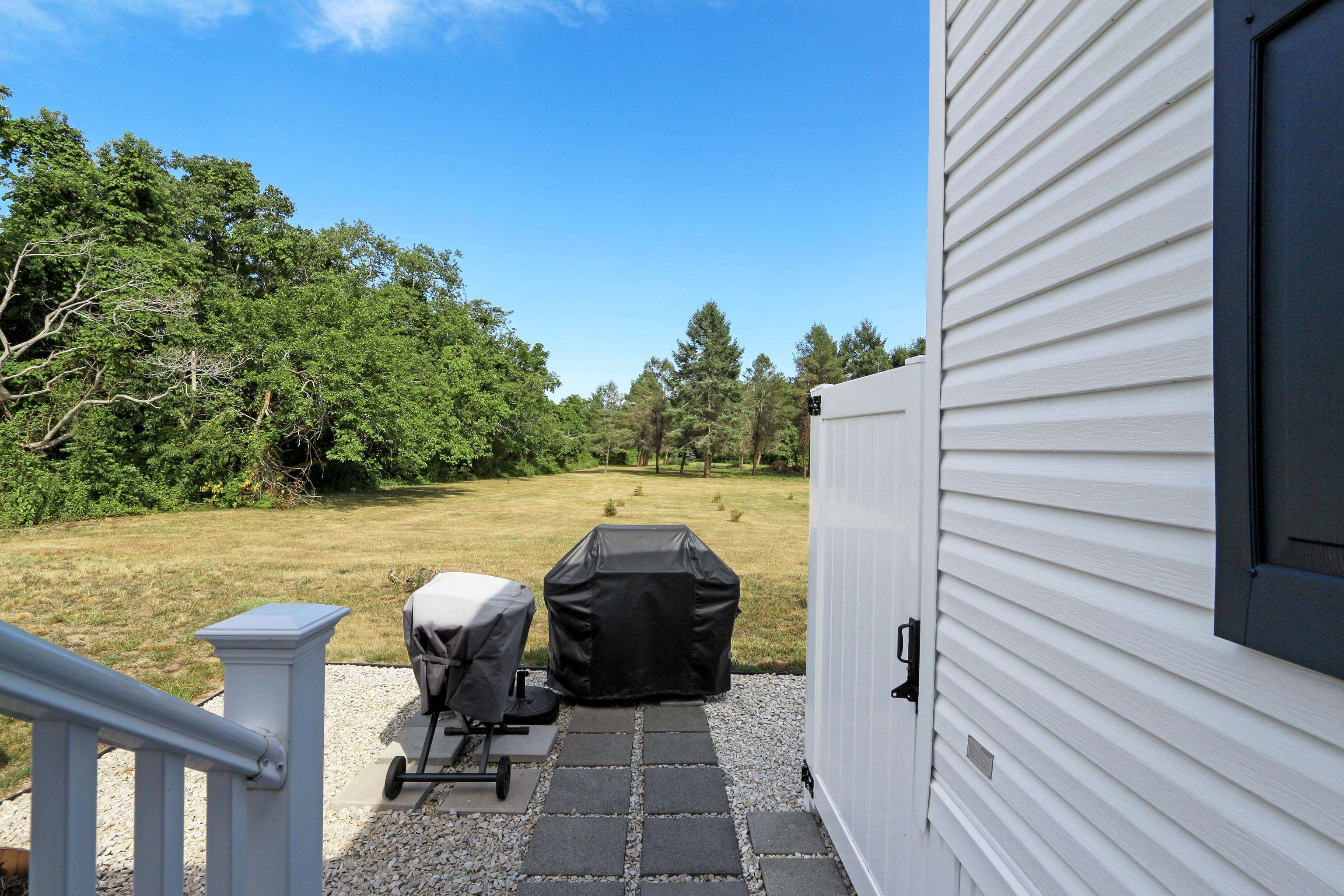 261792 | Photo 23