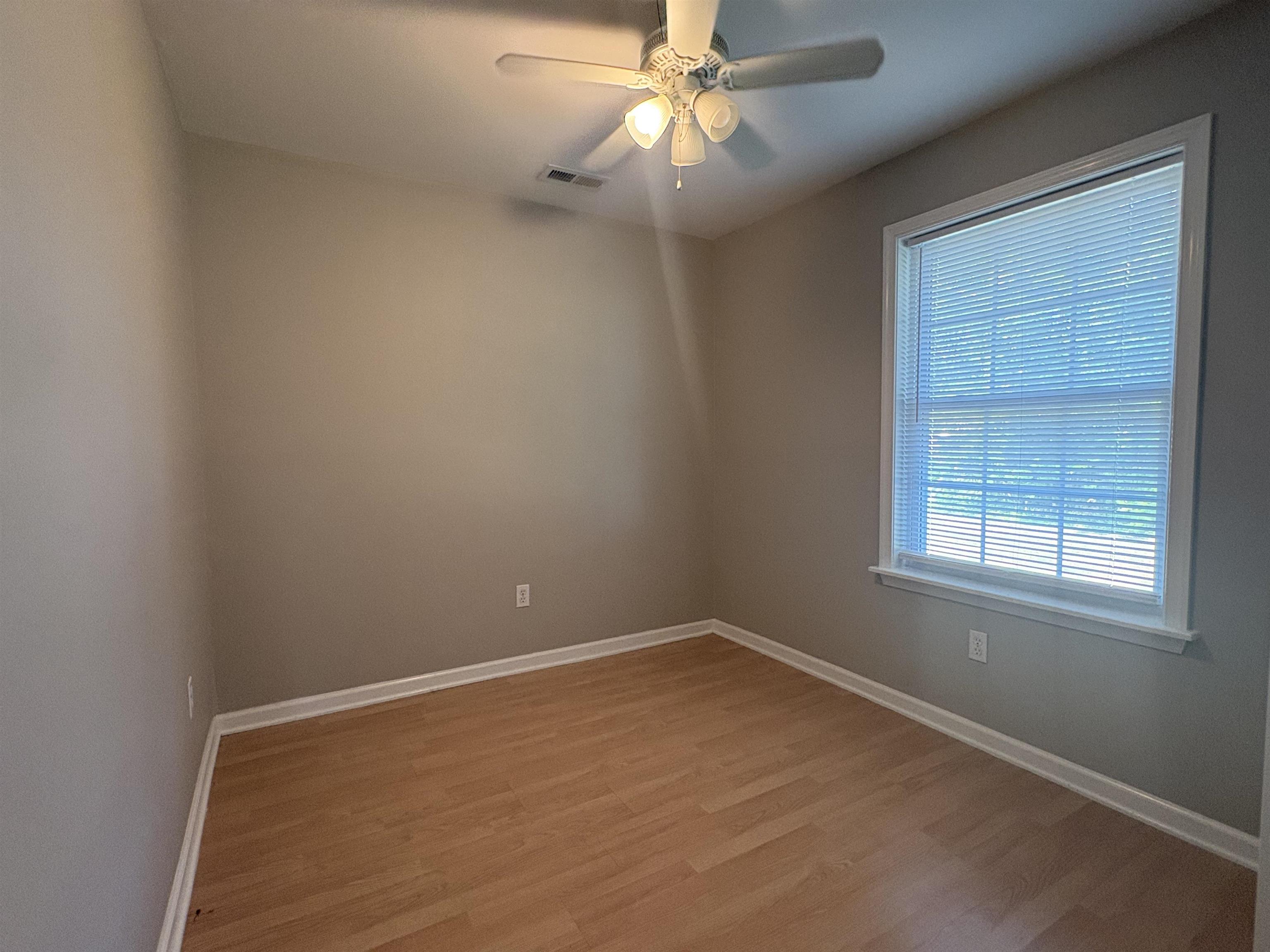 261800 | Photo 21