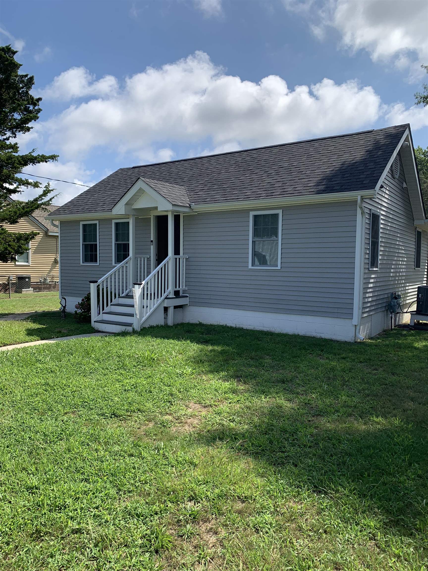 5 Mowery Avenue - Villas