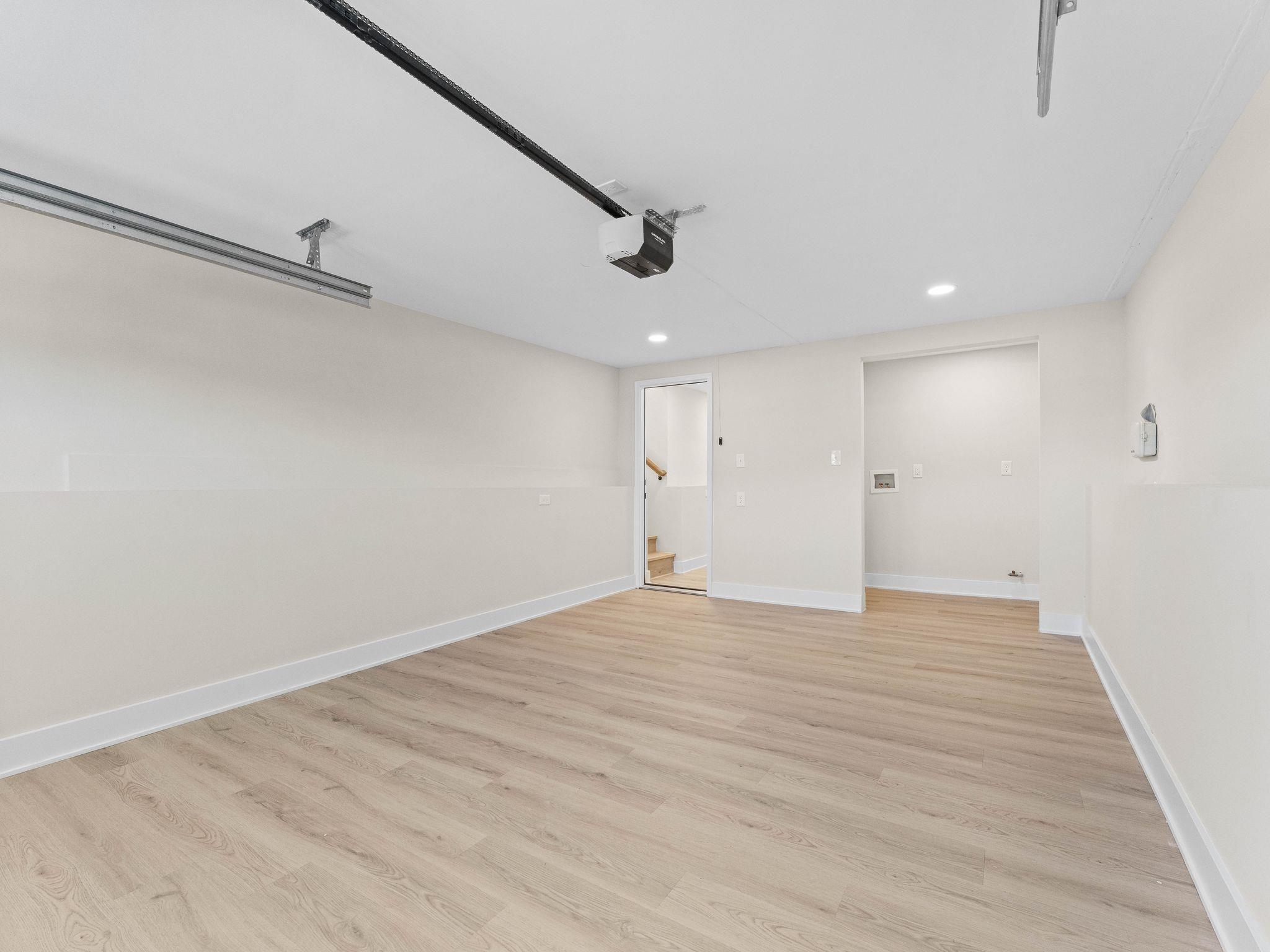 261873 | Photo 39