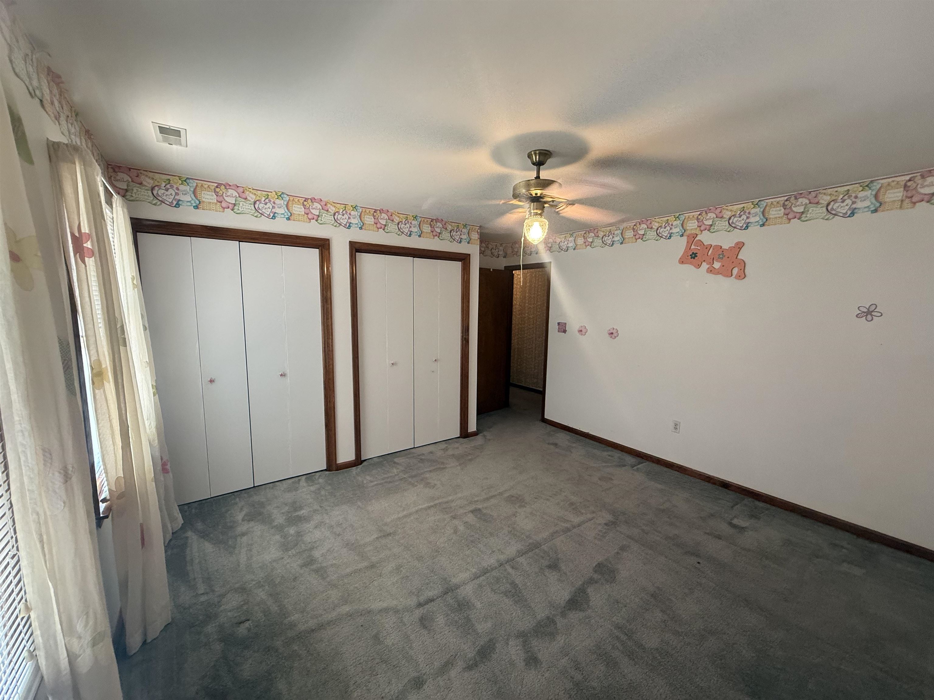 261881 | Photo 28