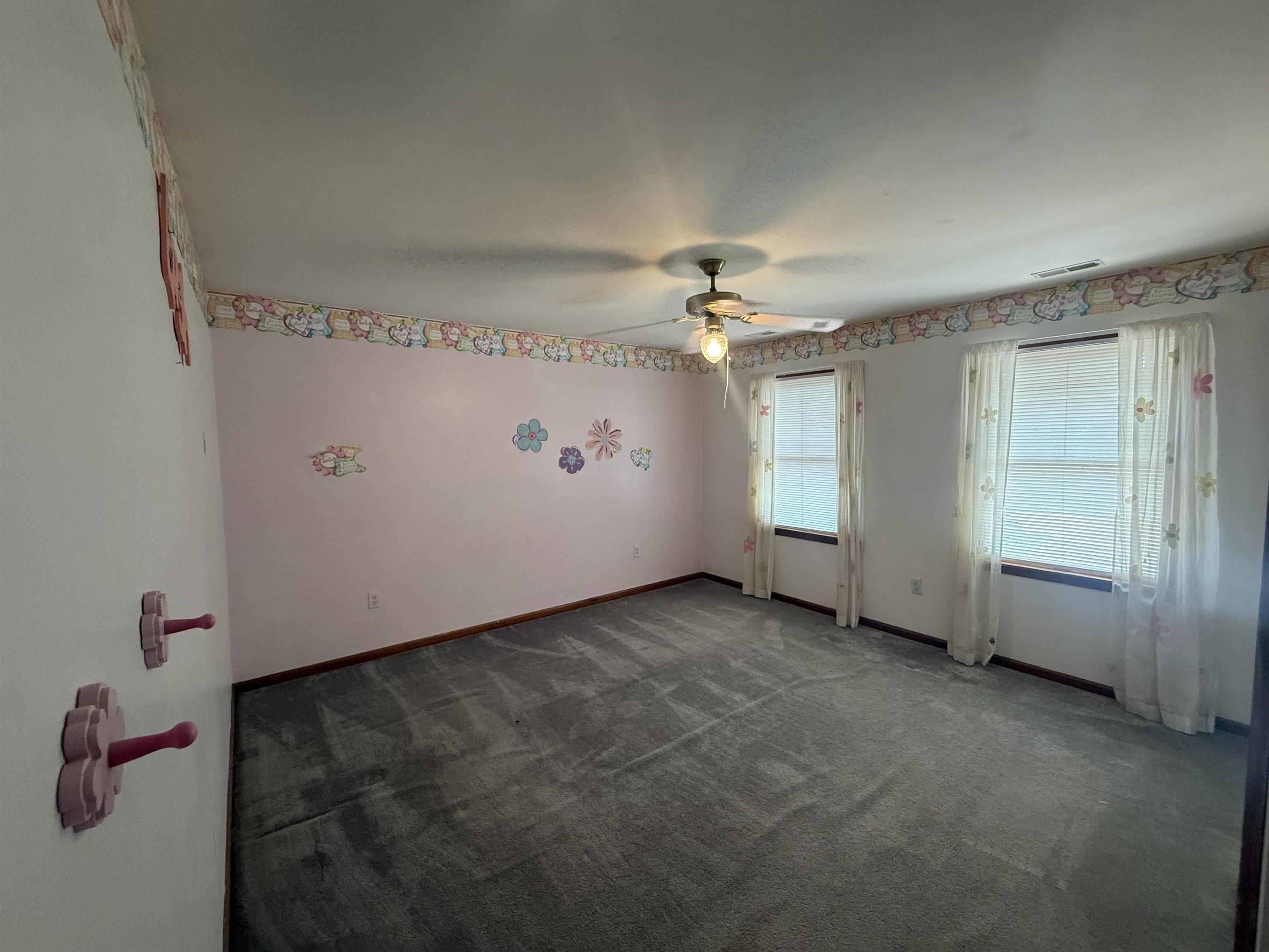 261881 | Photo 29