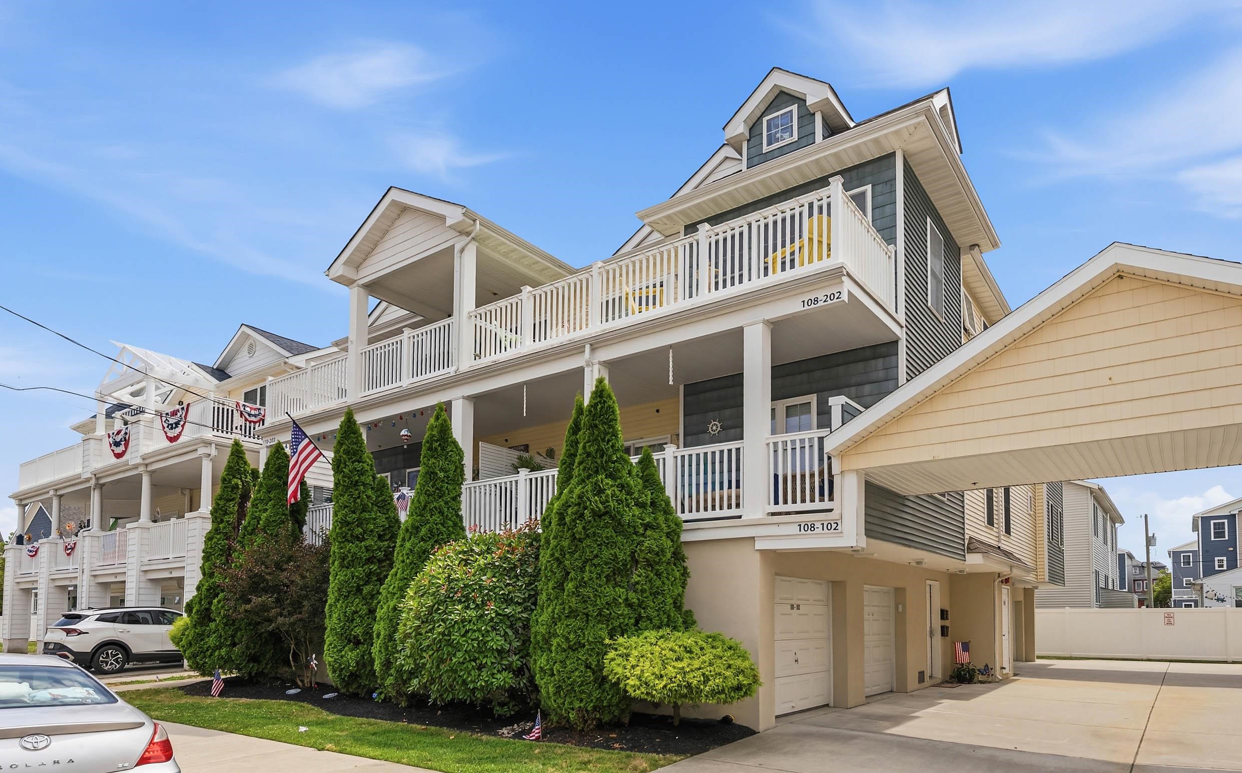  110 E Poplar Avenue - Wildwood