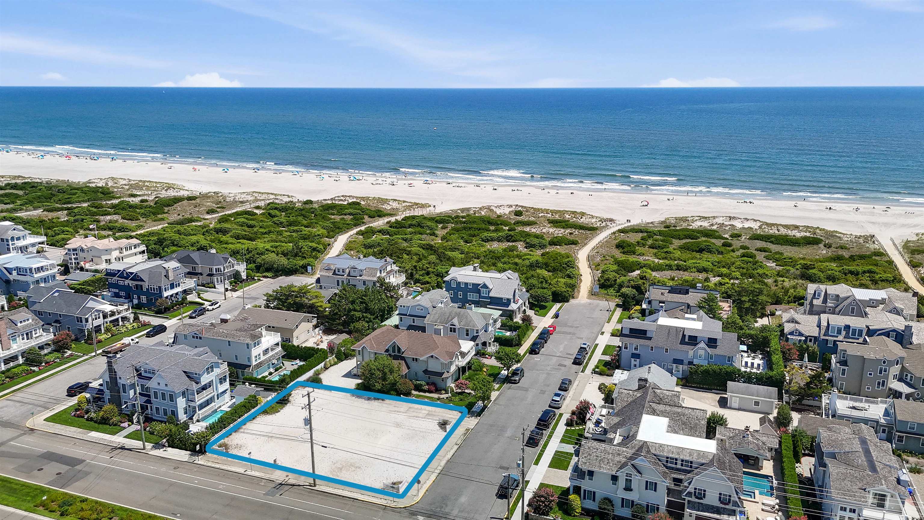 7099 Dune Drive - Picture 1