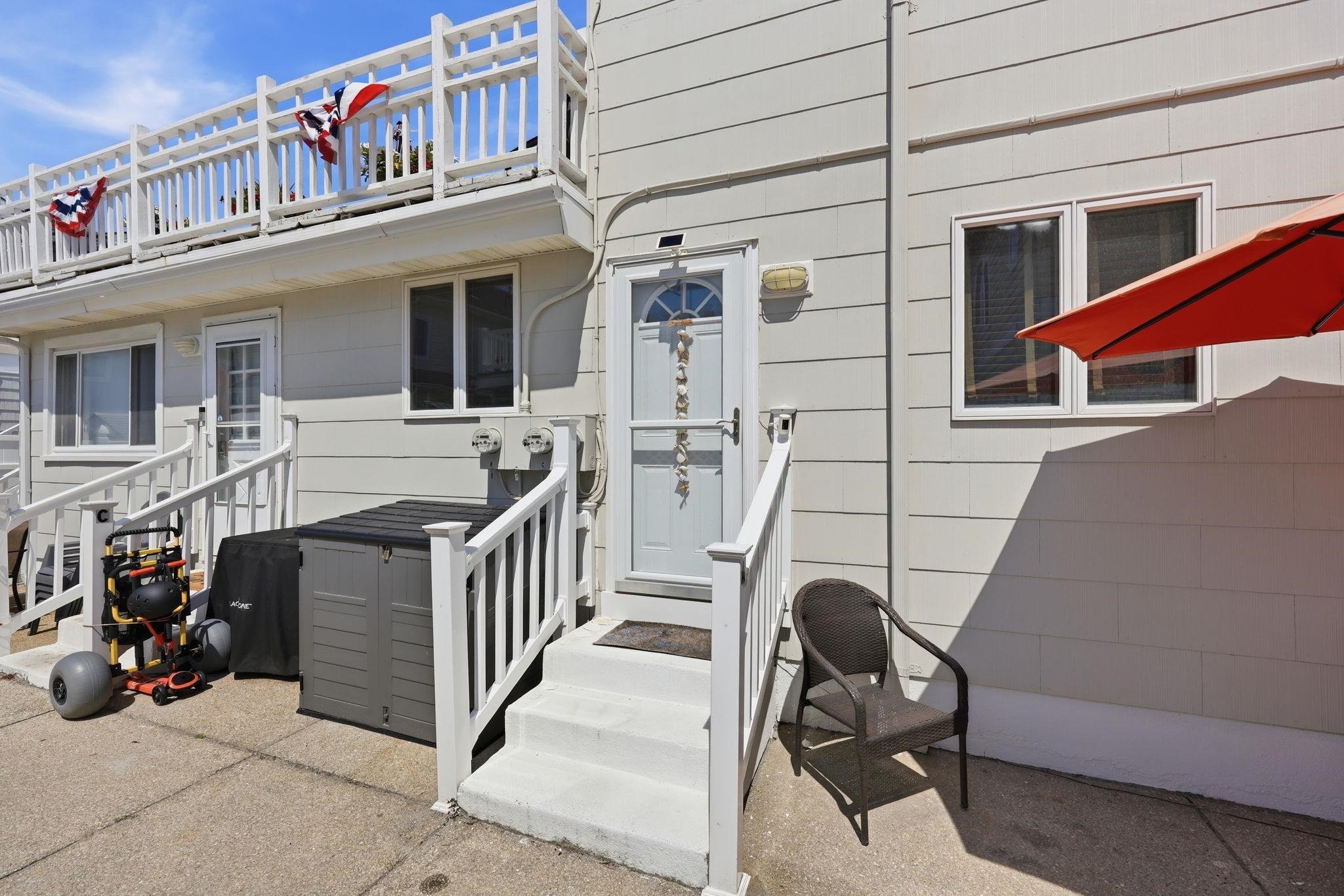 318 E Hollywood Avenue