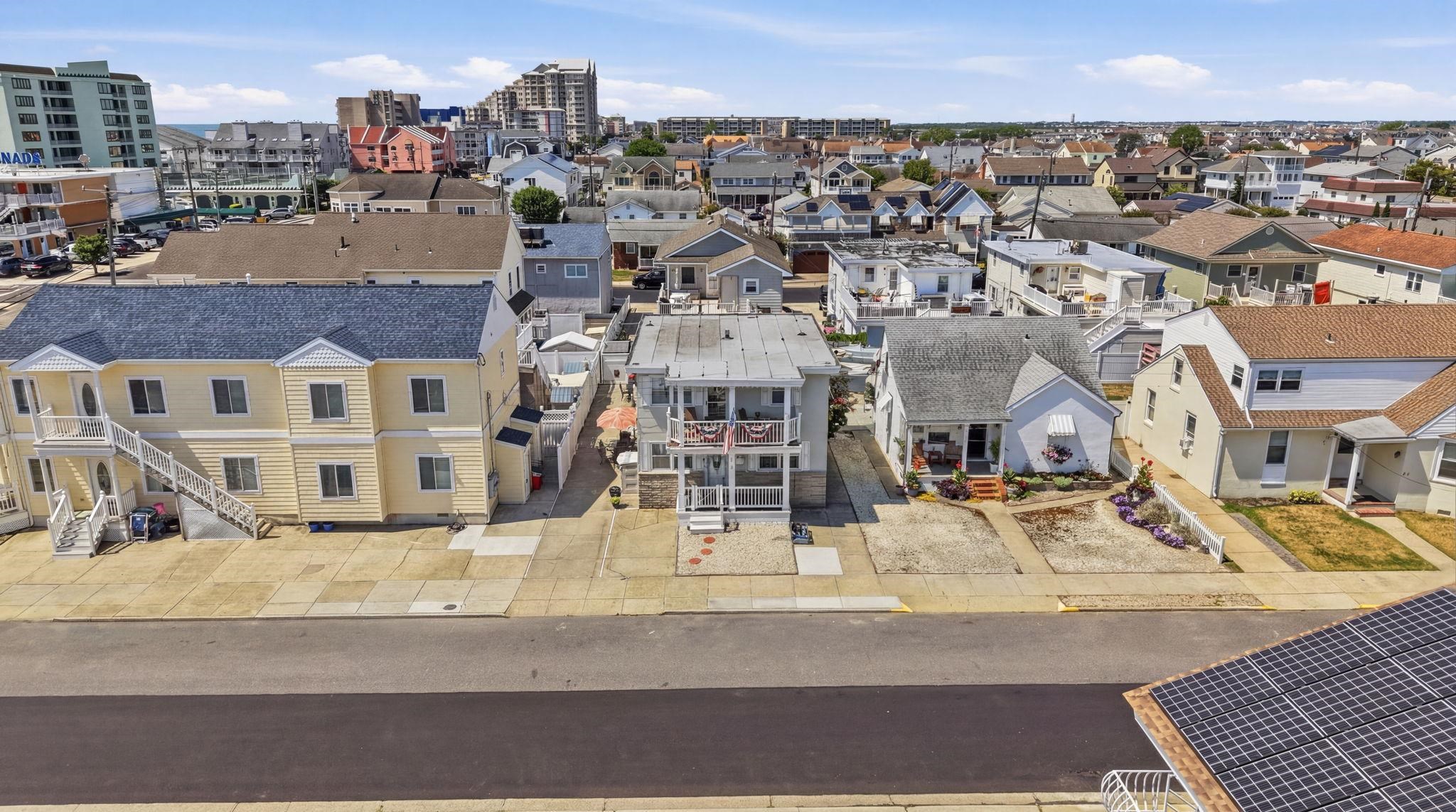 318 E Hollywood Avenue