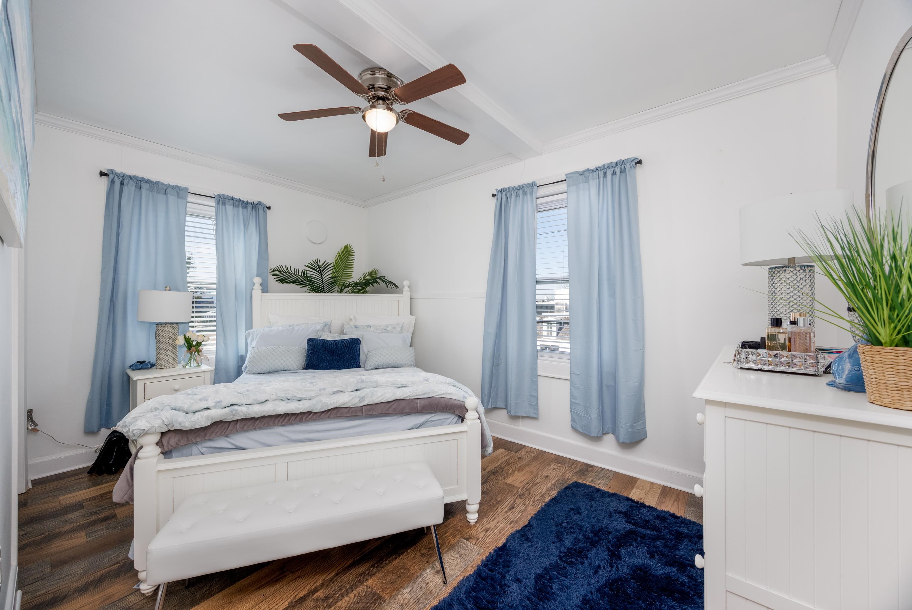 210 Ocean Street - Picture 6