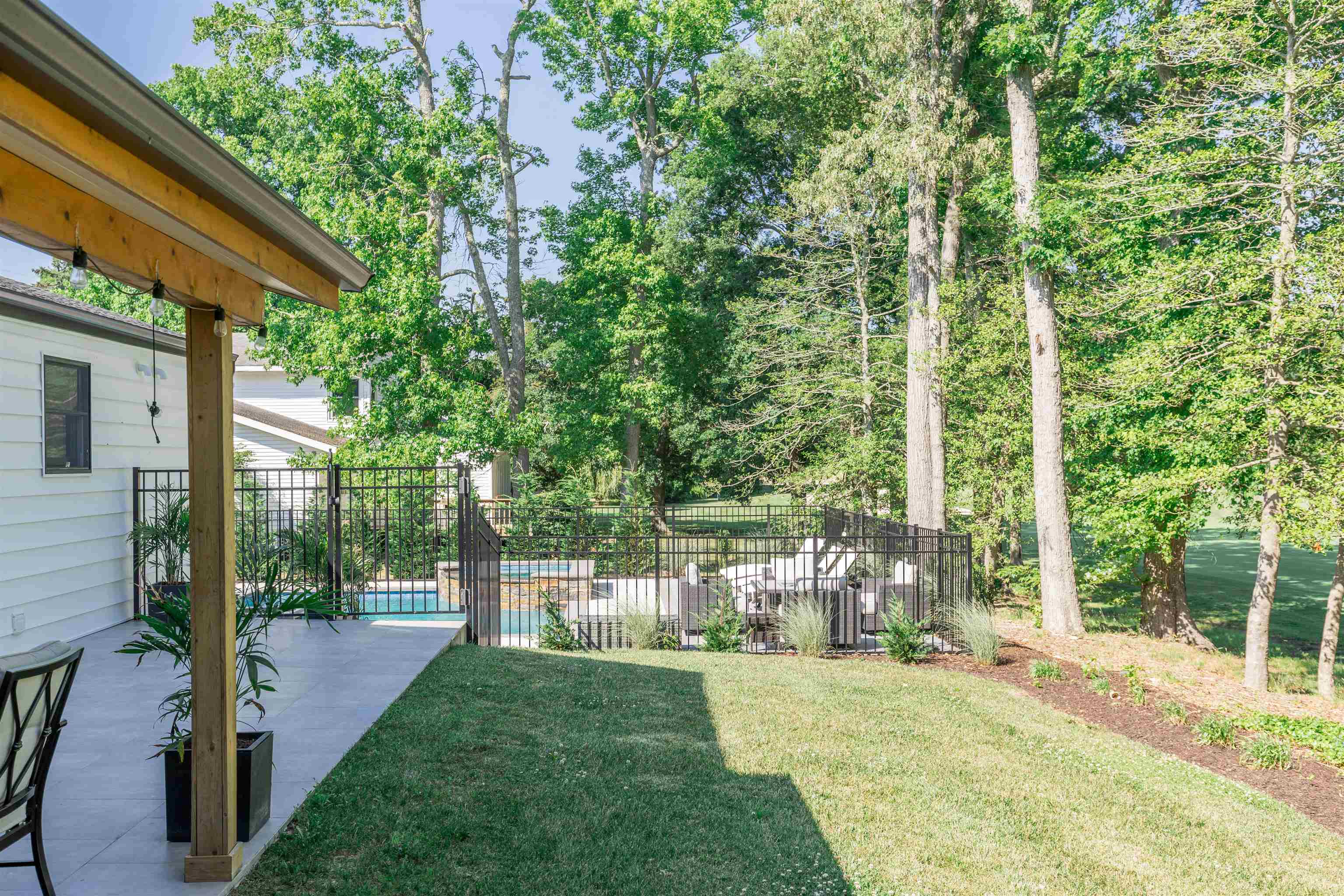 1152 Golf Club Road