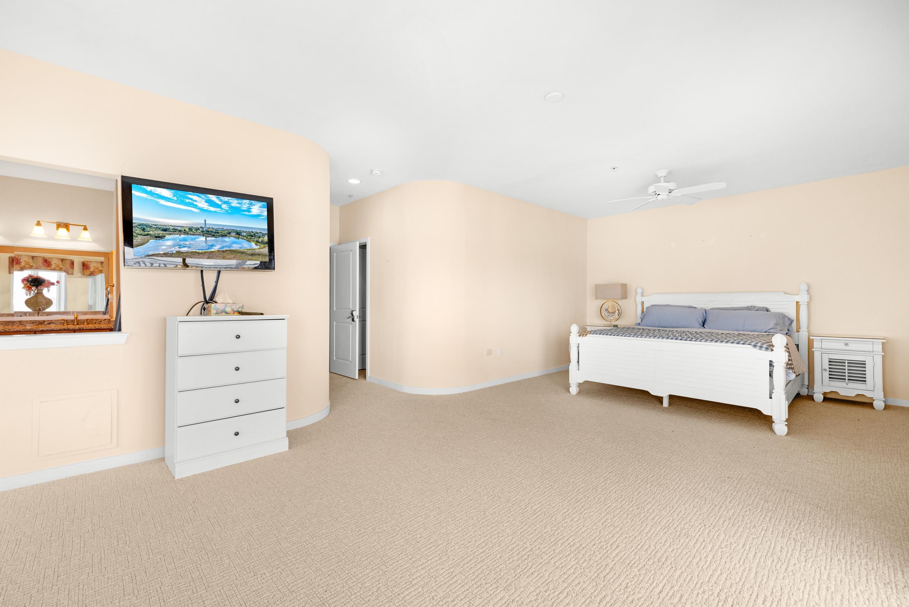 902 Ocean Drive - Picture 29