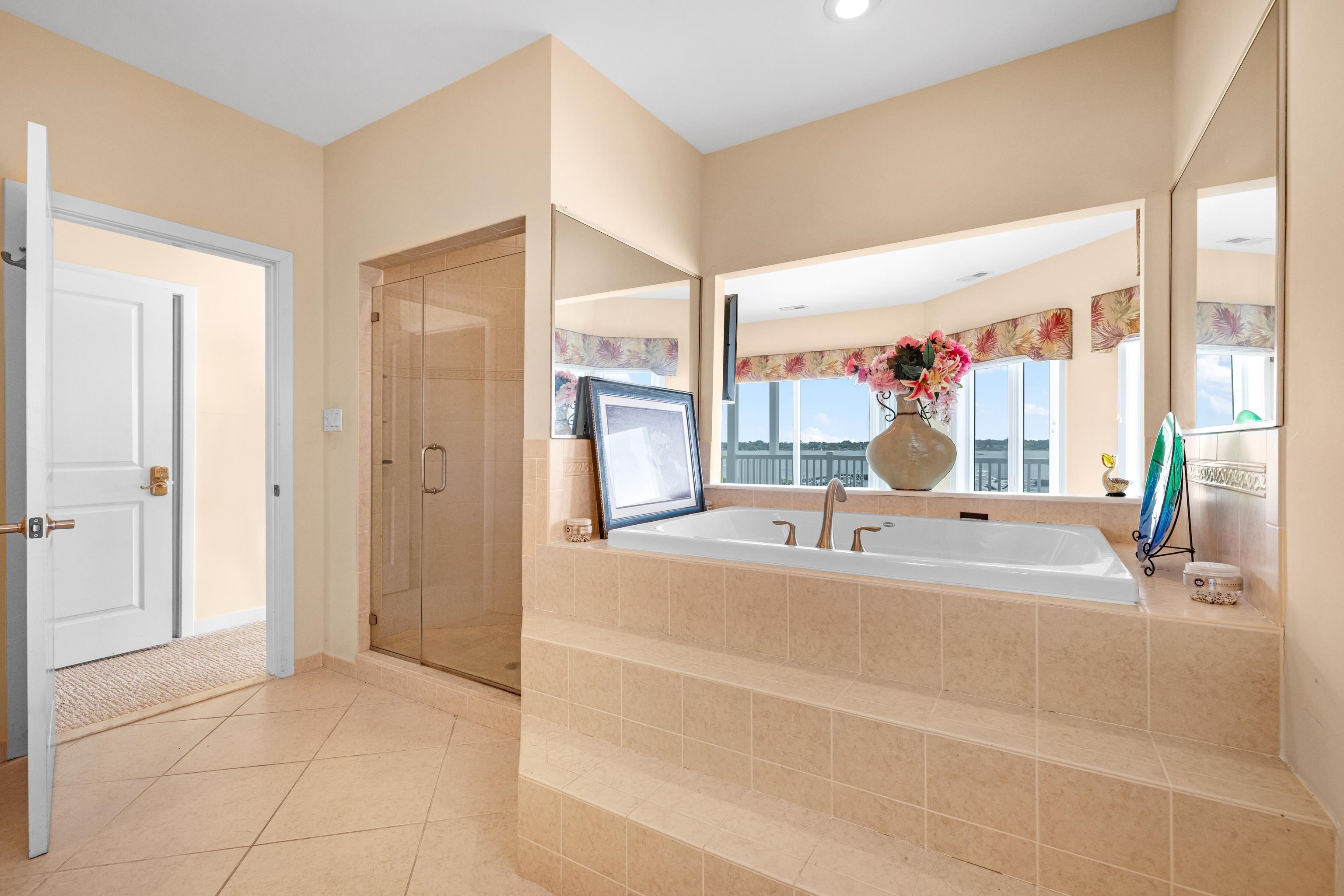 902 Ocean Drive - Picture 33