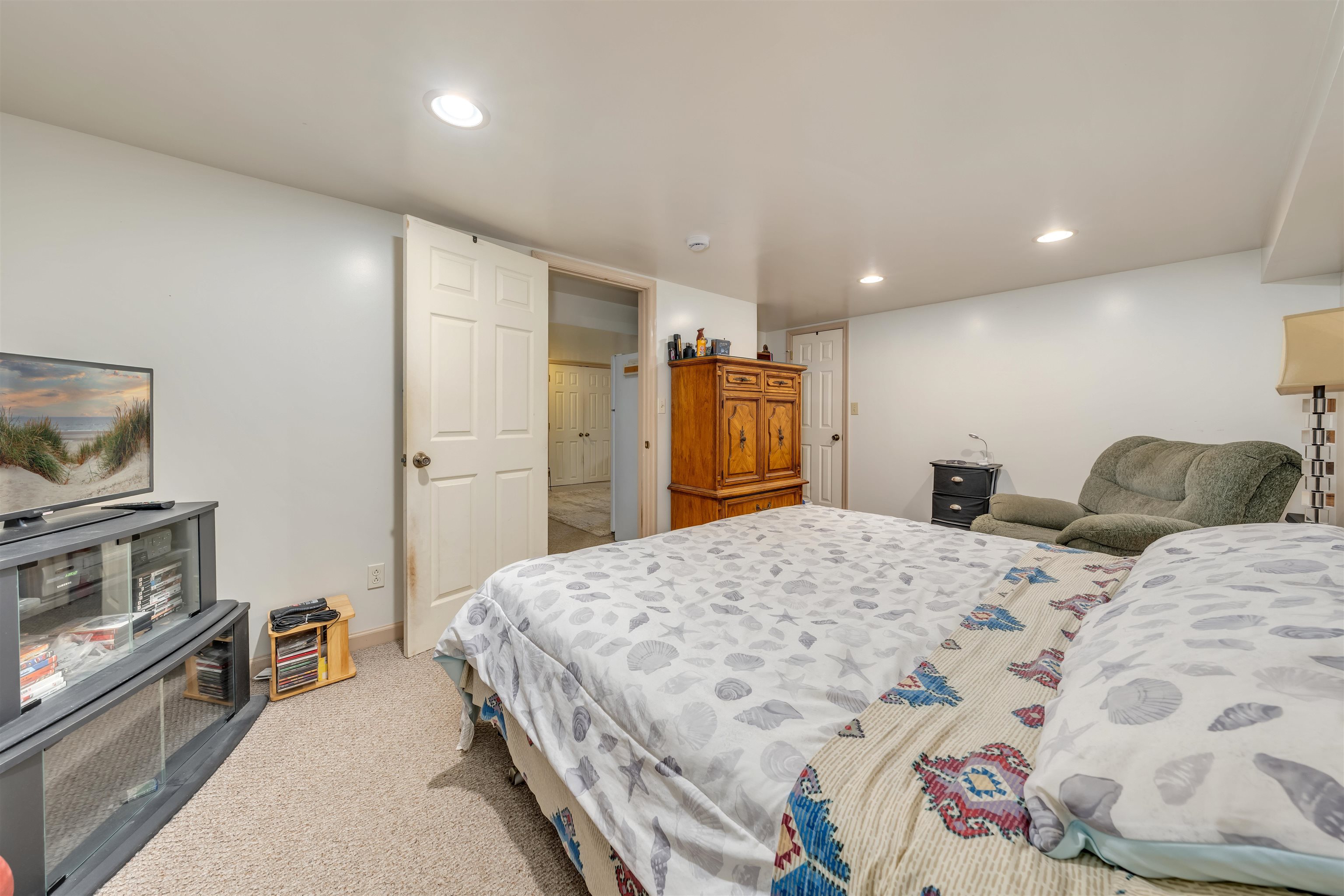 11 Aspen Drive