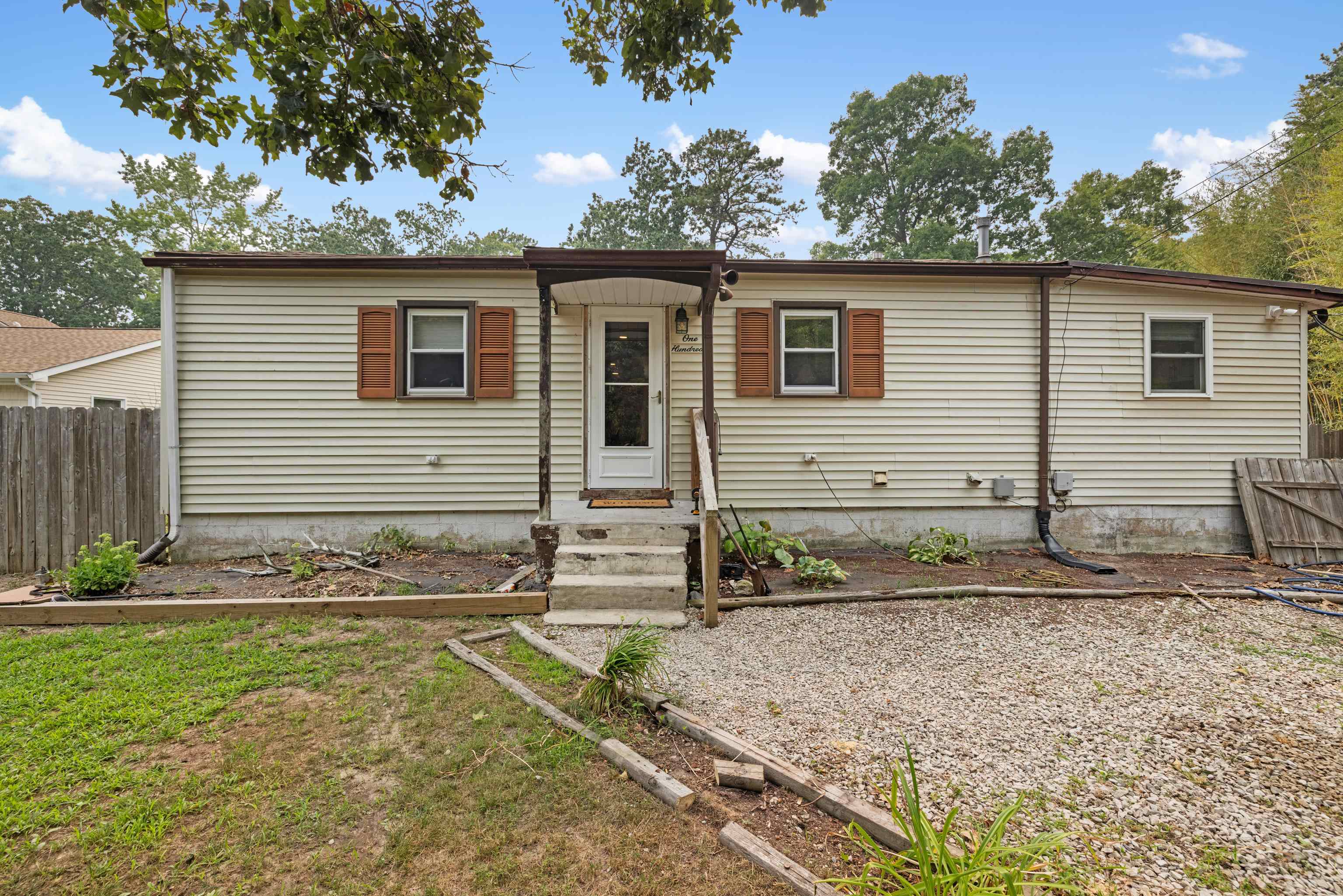 262005 | Photo 2