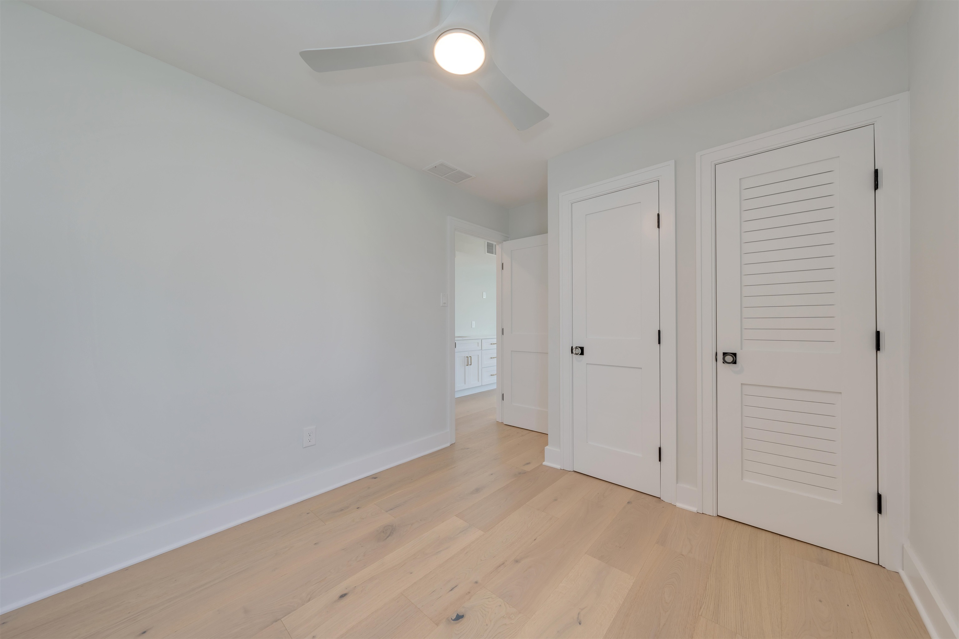 2928 Ocean Drive - Picture 14