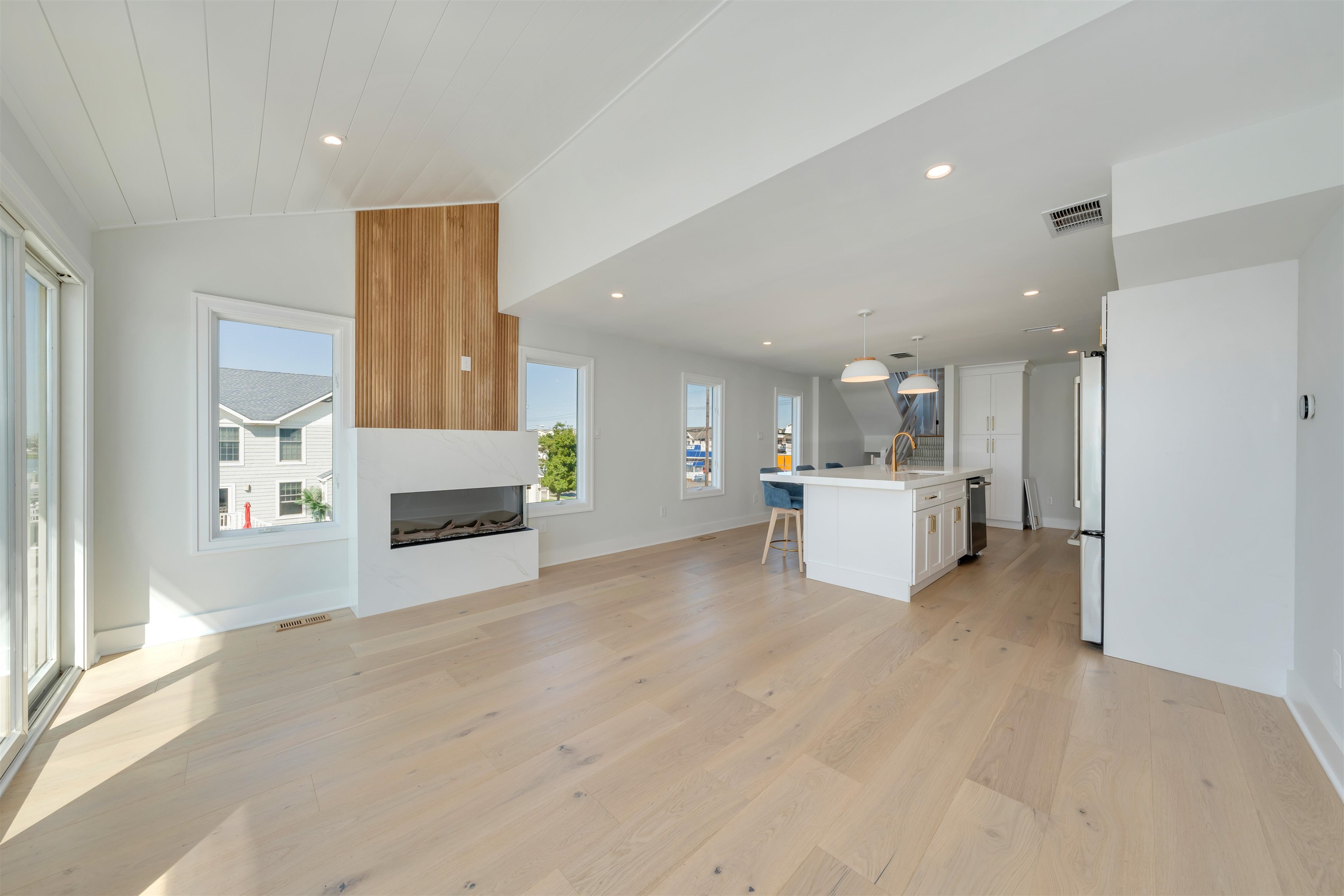 2928 Ocean Drive - Picture 28