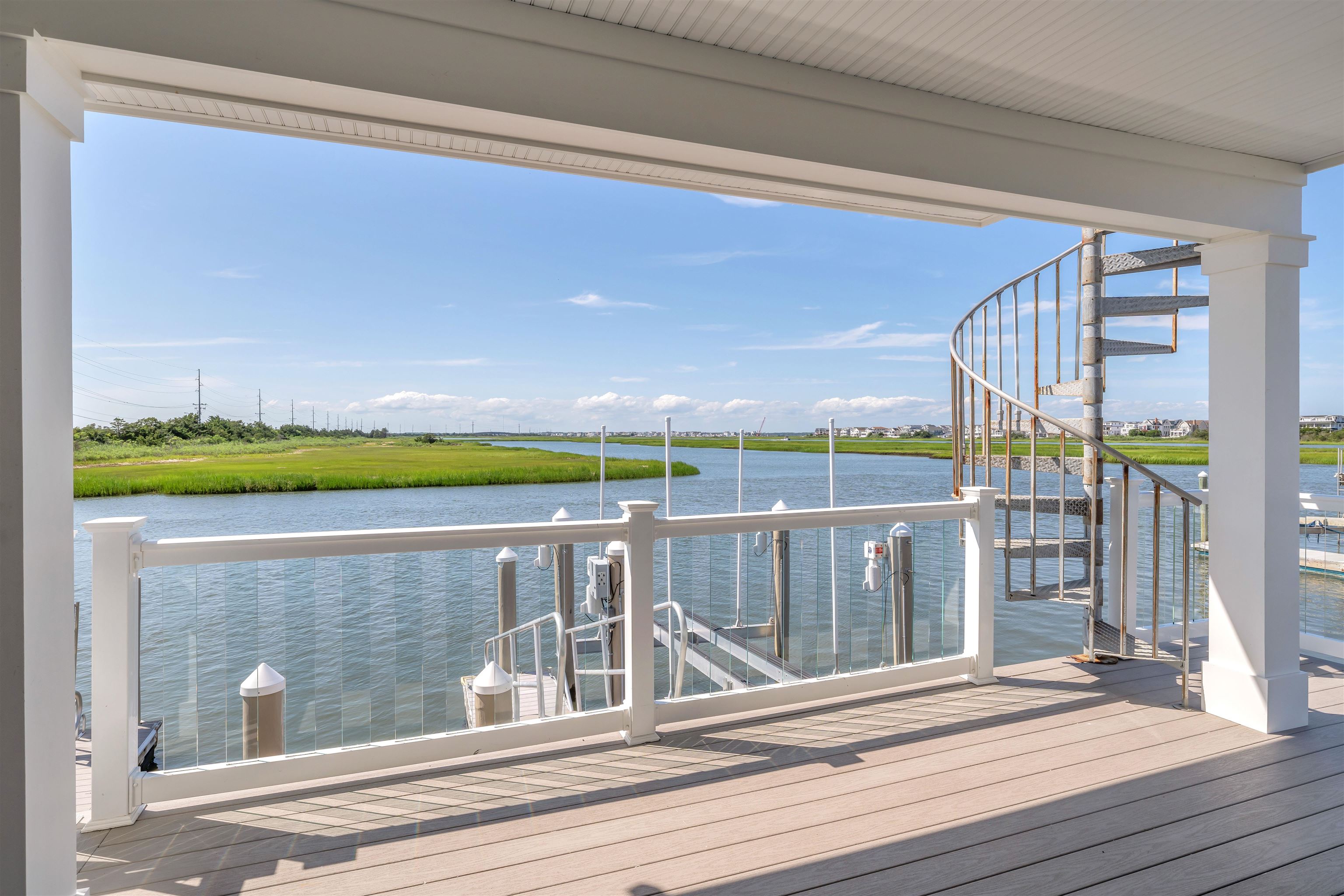2928 Ocean Drive - Picture 10