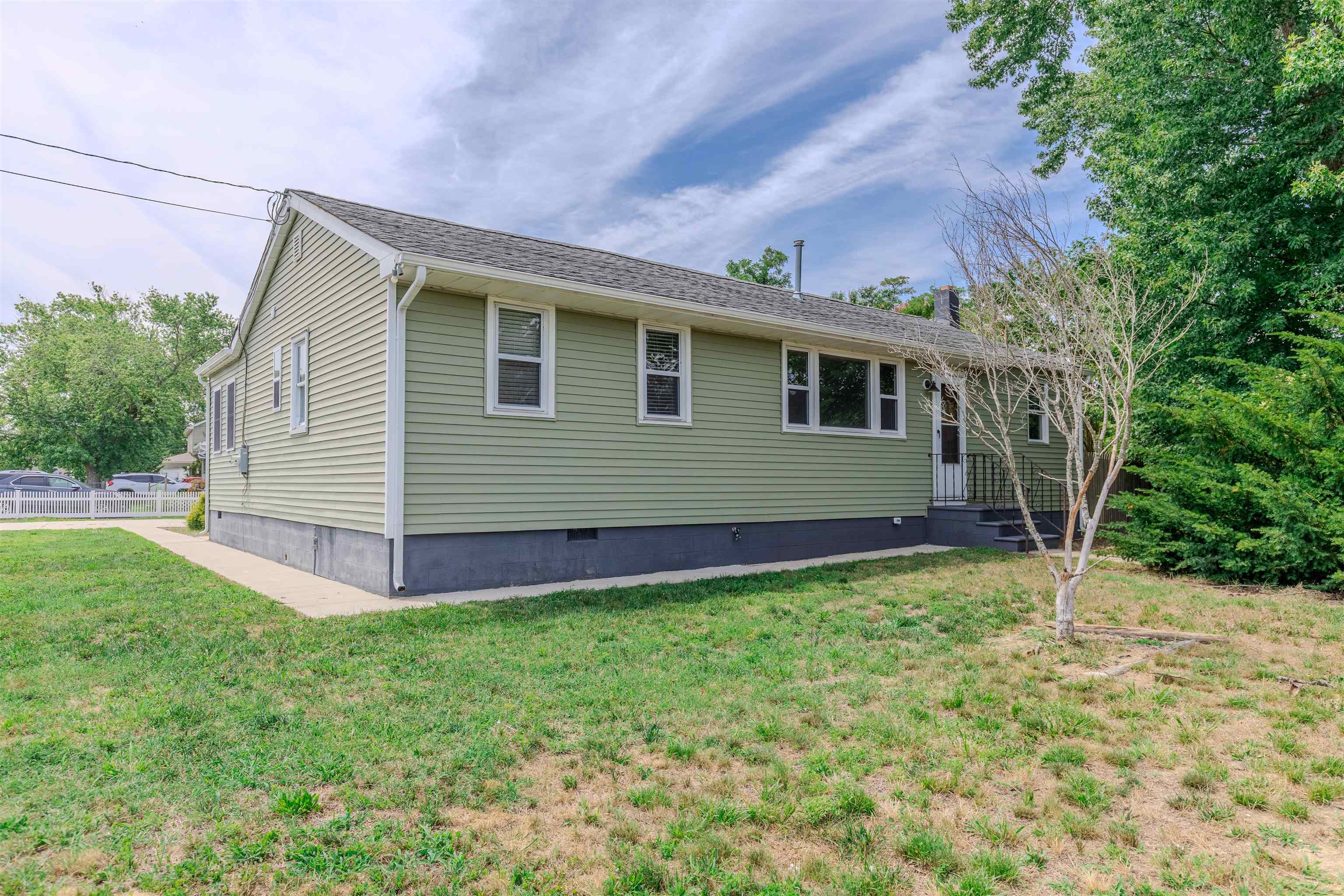 208 Fulling Mill Road, Villas