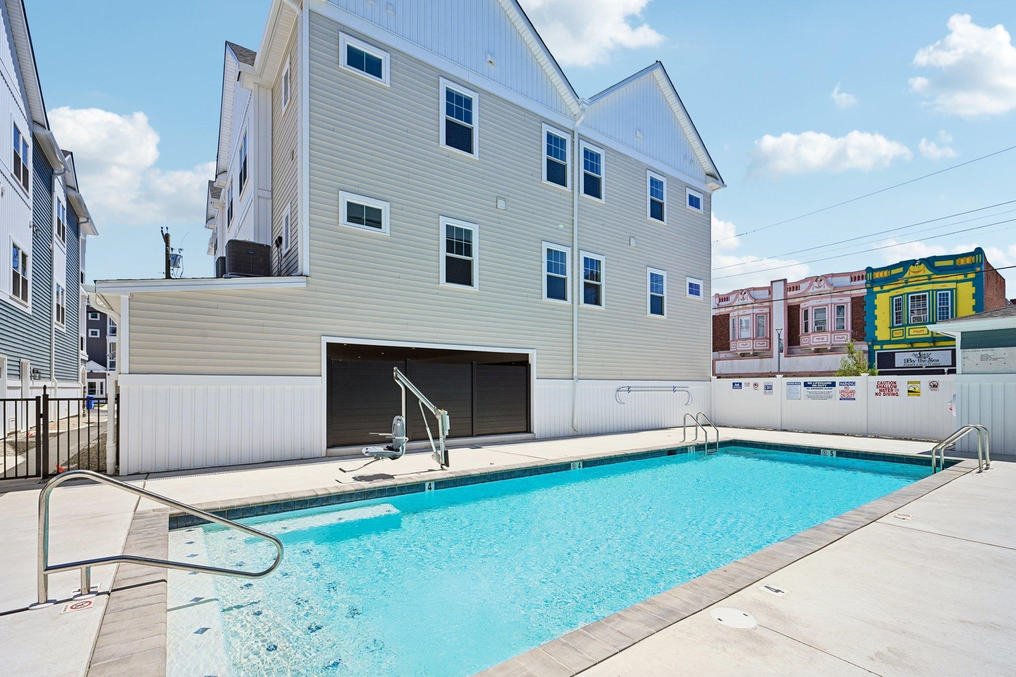 262151 | Photo 32