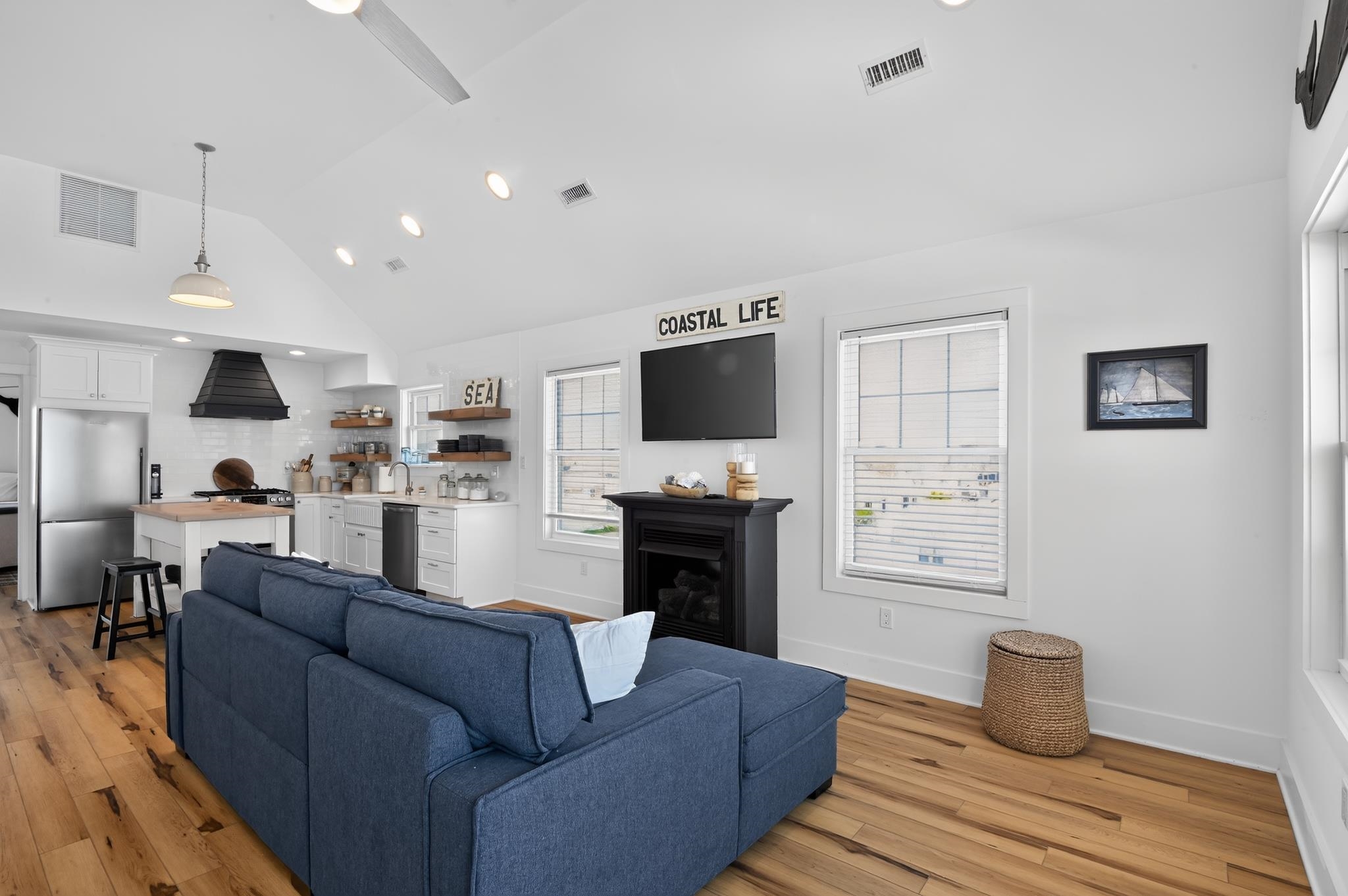 614 W Poplar Avenue - Picture 11