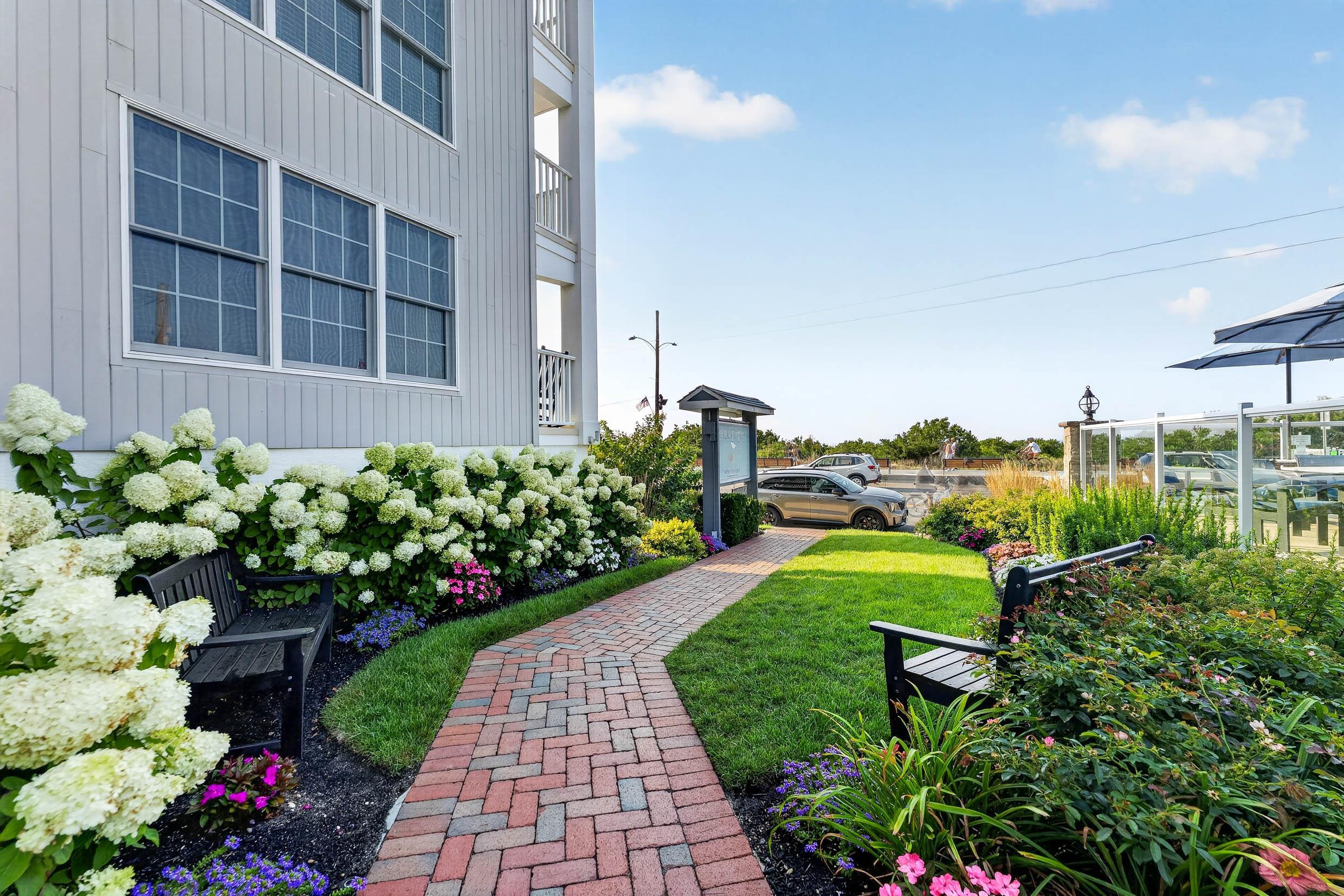 11 Beach Avenue