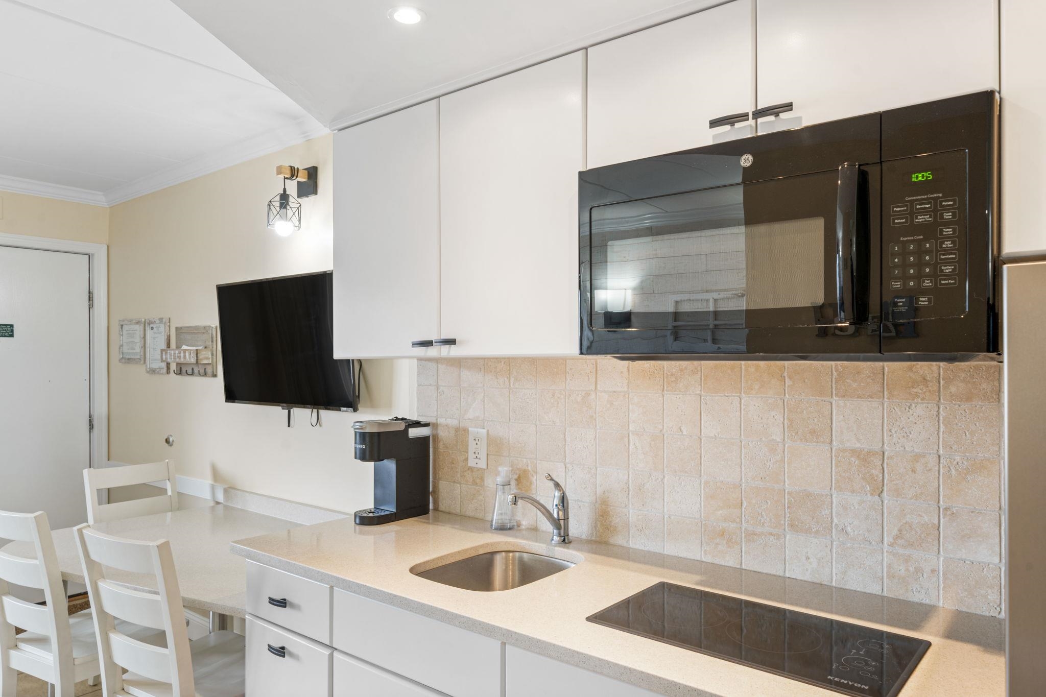 7888 Dune Drive - Picture 11